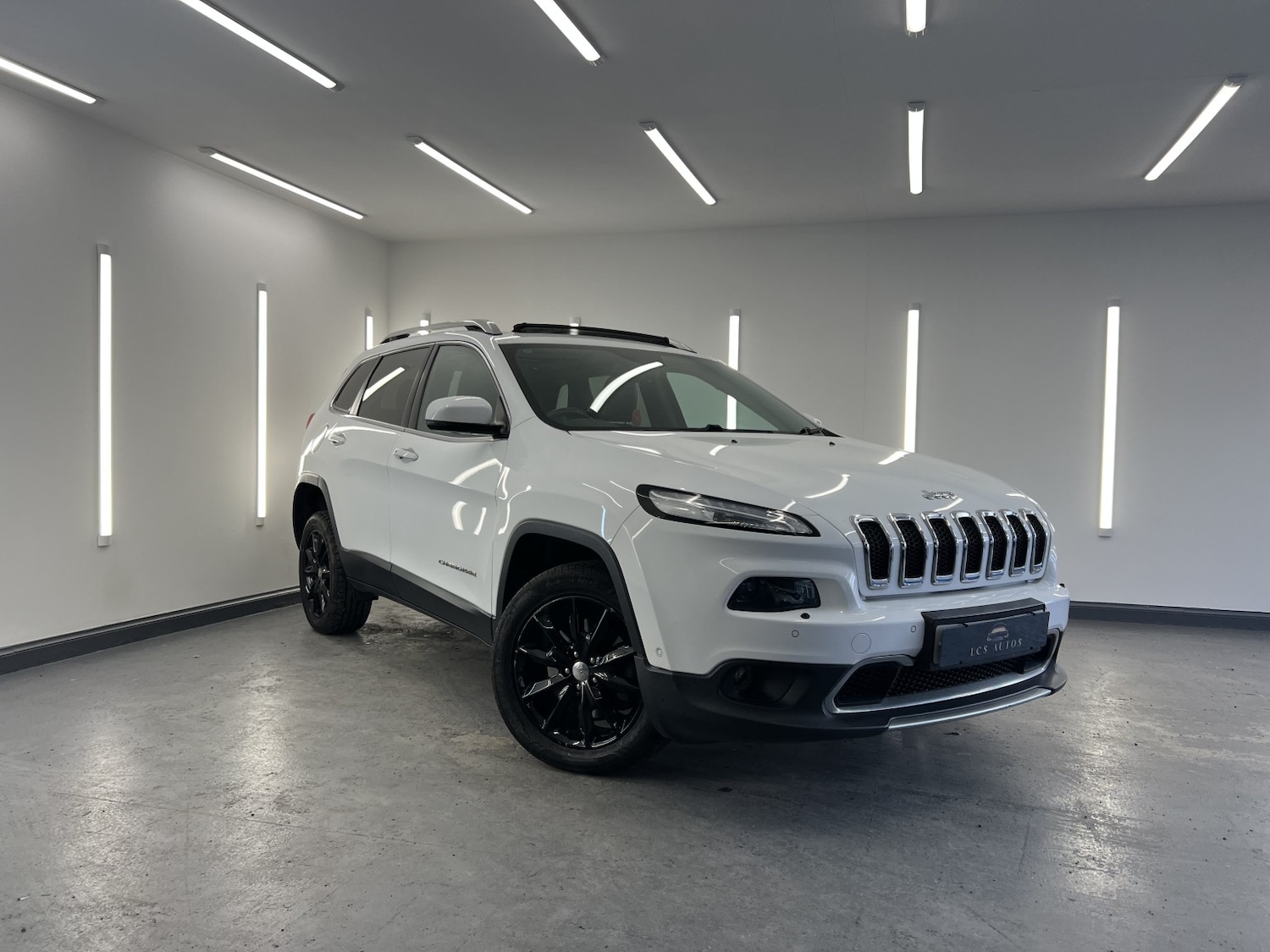 Used Jeep Cherokee 2016 for sale - 78018289: Photo 2