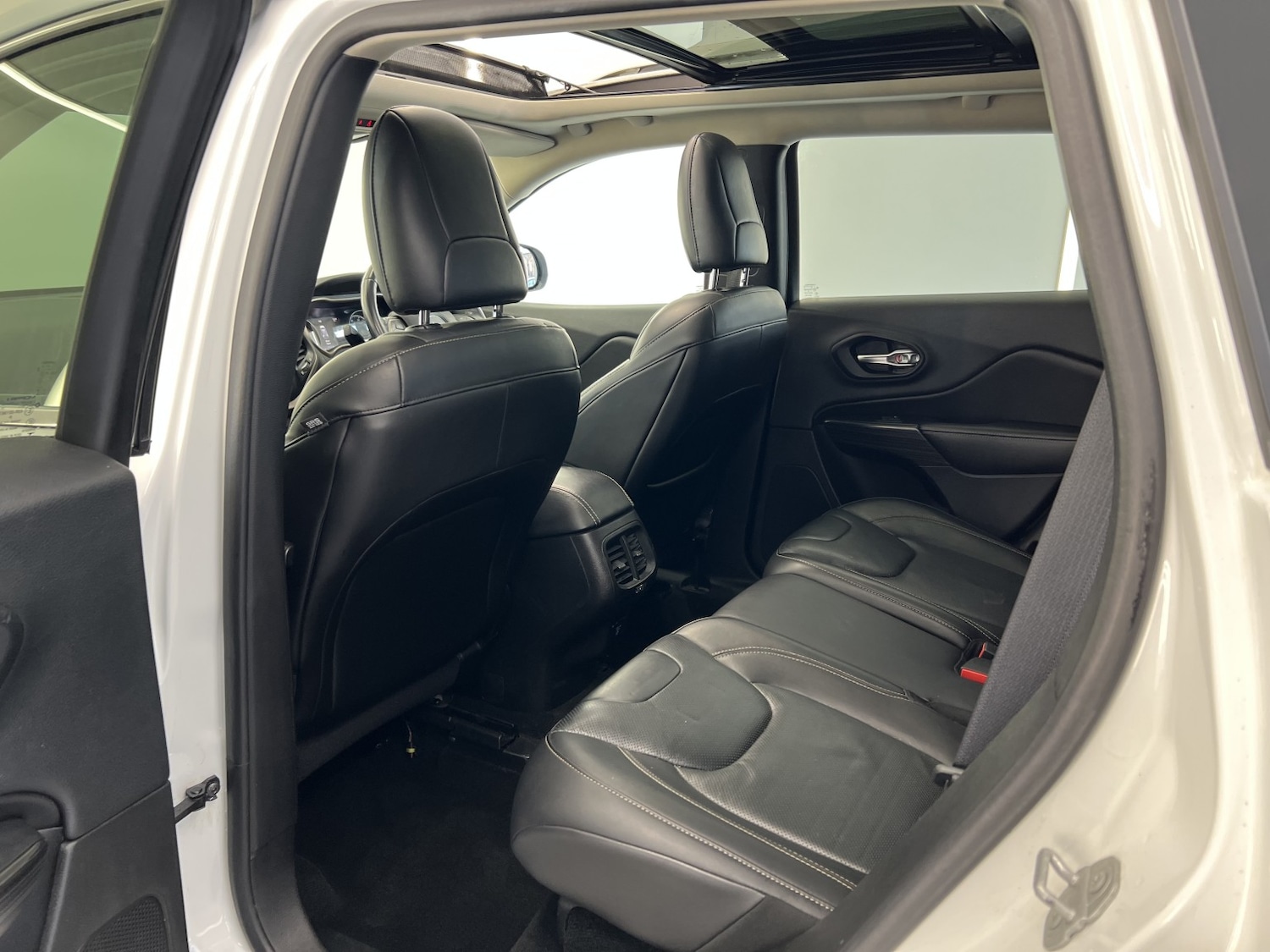 Used Jeep Cherokee 2016 for sale - 78018289: Photo 30