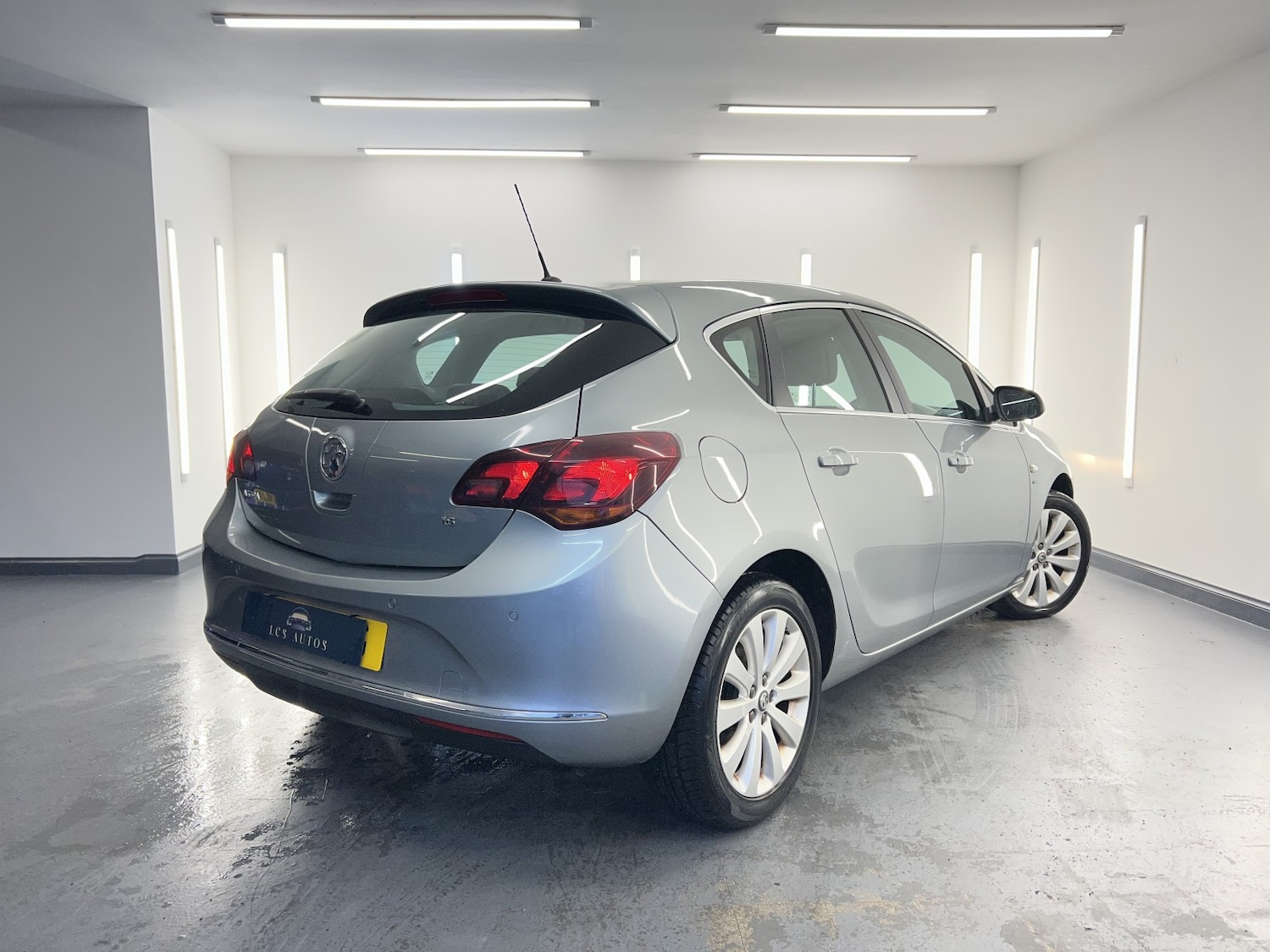 Used Vauxhall Astra 2014 for sale - 77438351: Photo 10