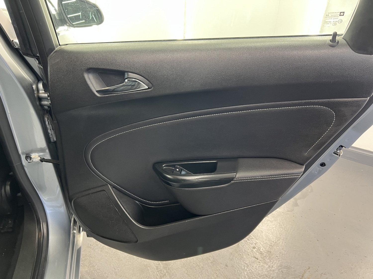 Used Vauxhall Astra 2014 for sale - 77438351: Photo 28