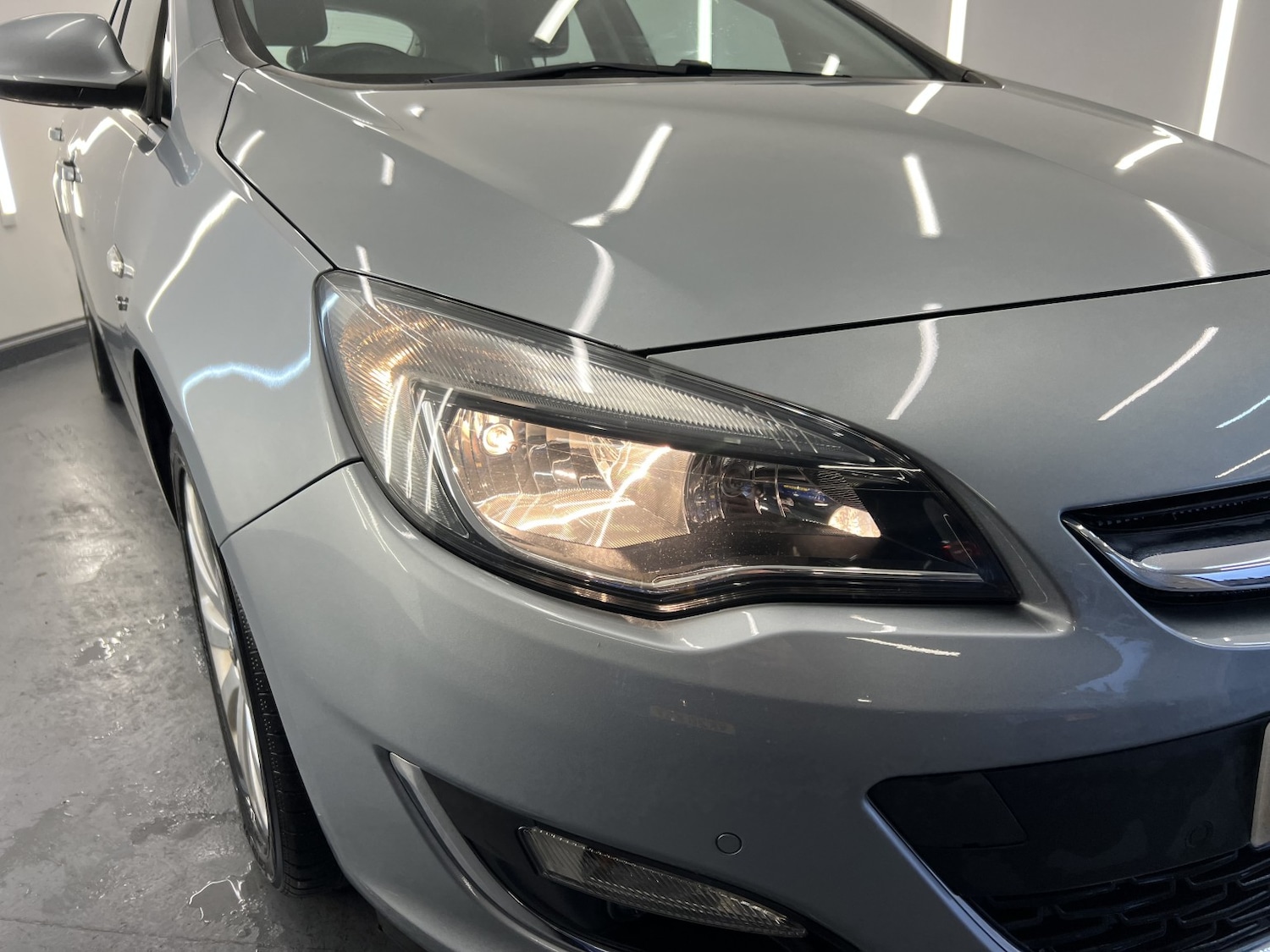 Used Vauxhall Astra 2014 for sale - 77438351: Photo 3