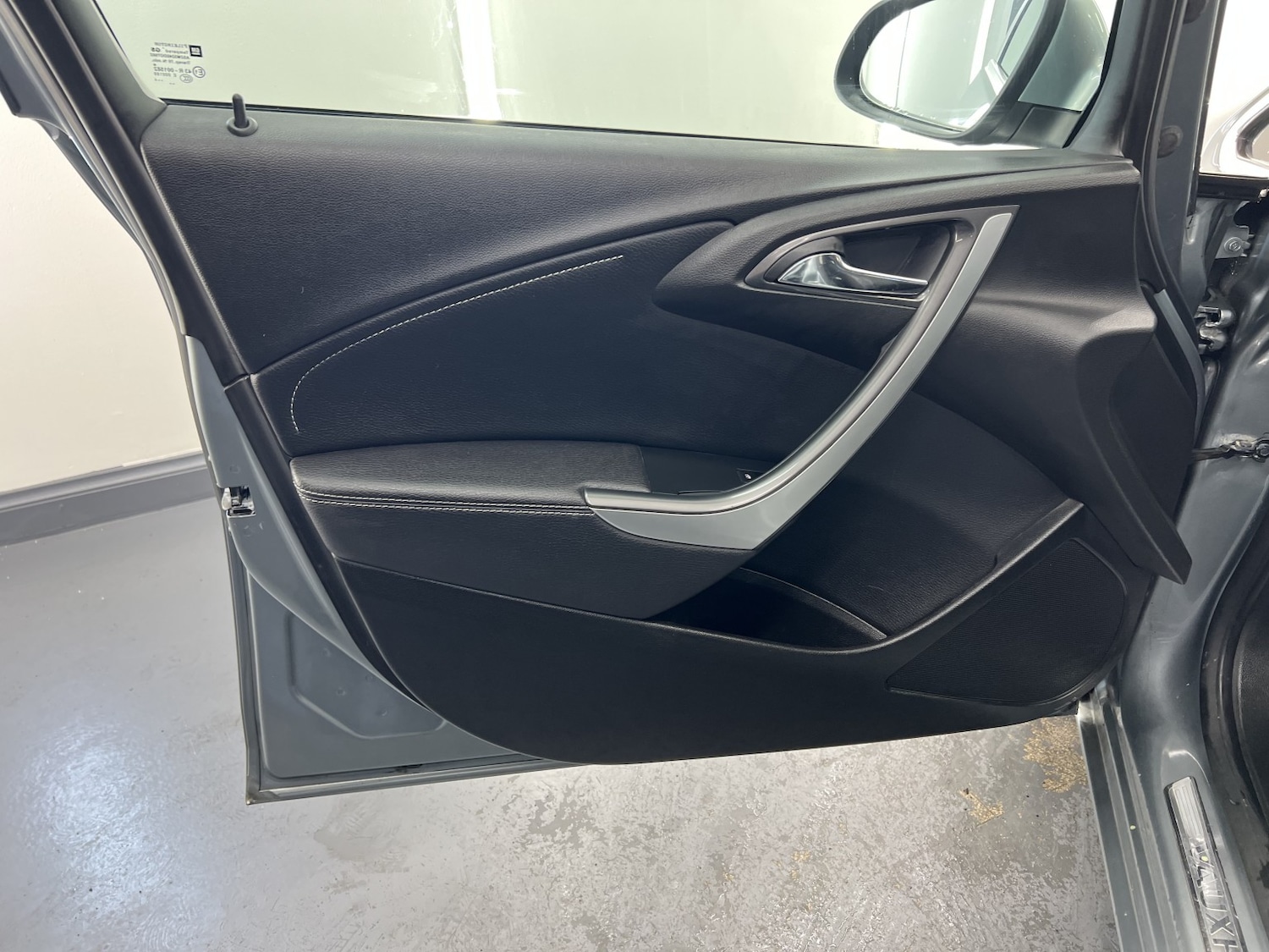 Used Vauxhall Astra 2014 for sale - 77438351: Photo 31