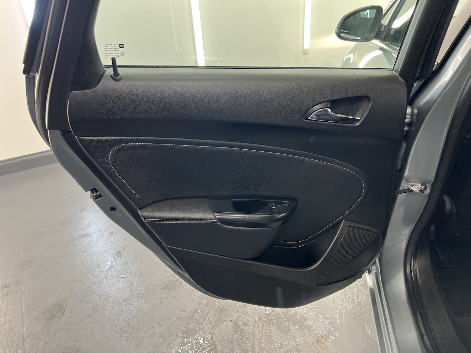 Used Vauxhall Astra 2014 for sale - 77438351: Photo 32