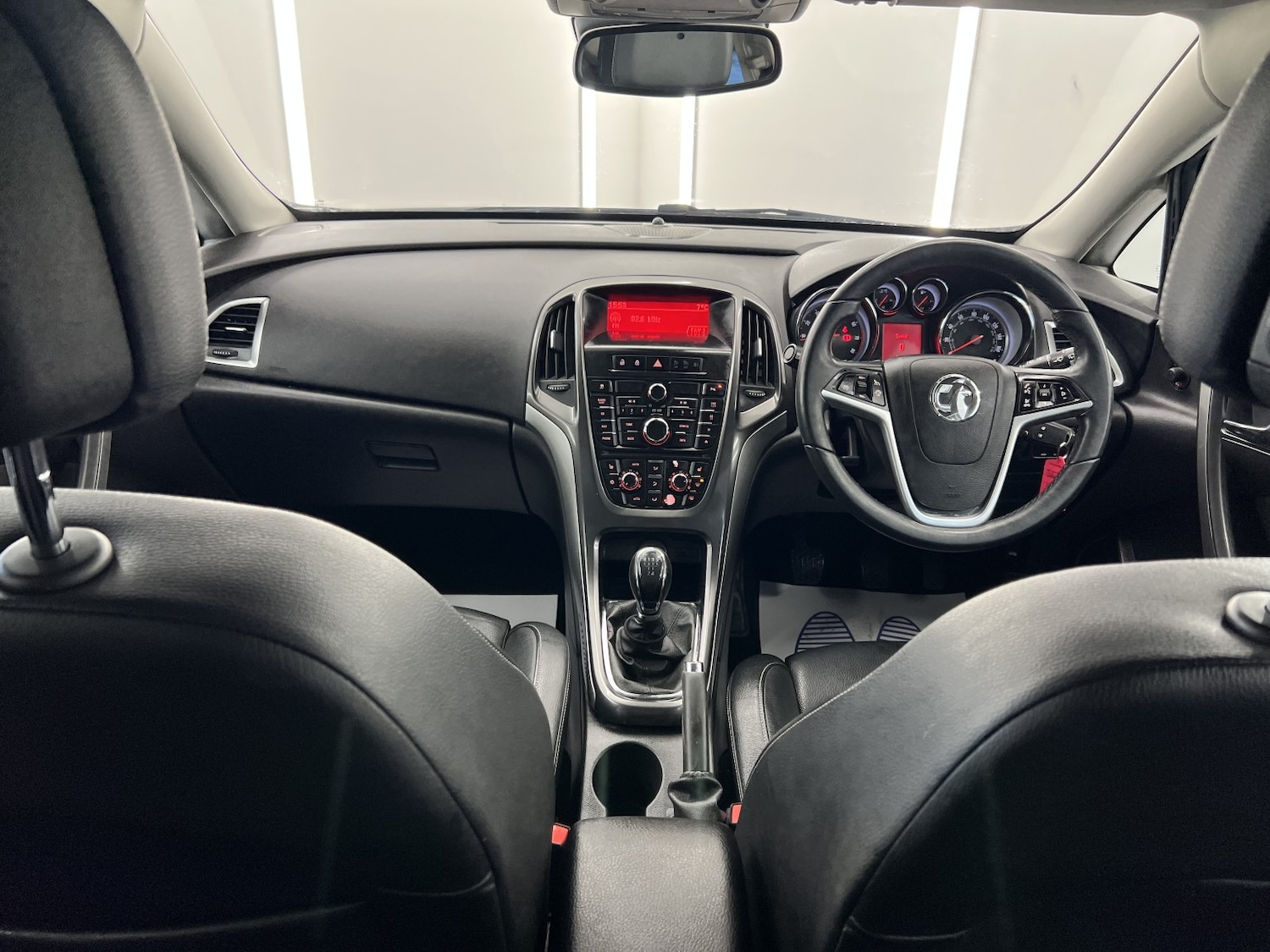 Used Vauxhall Astra 2014 for sale - 77438351: Photo 43