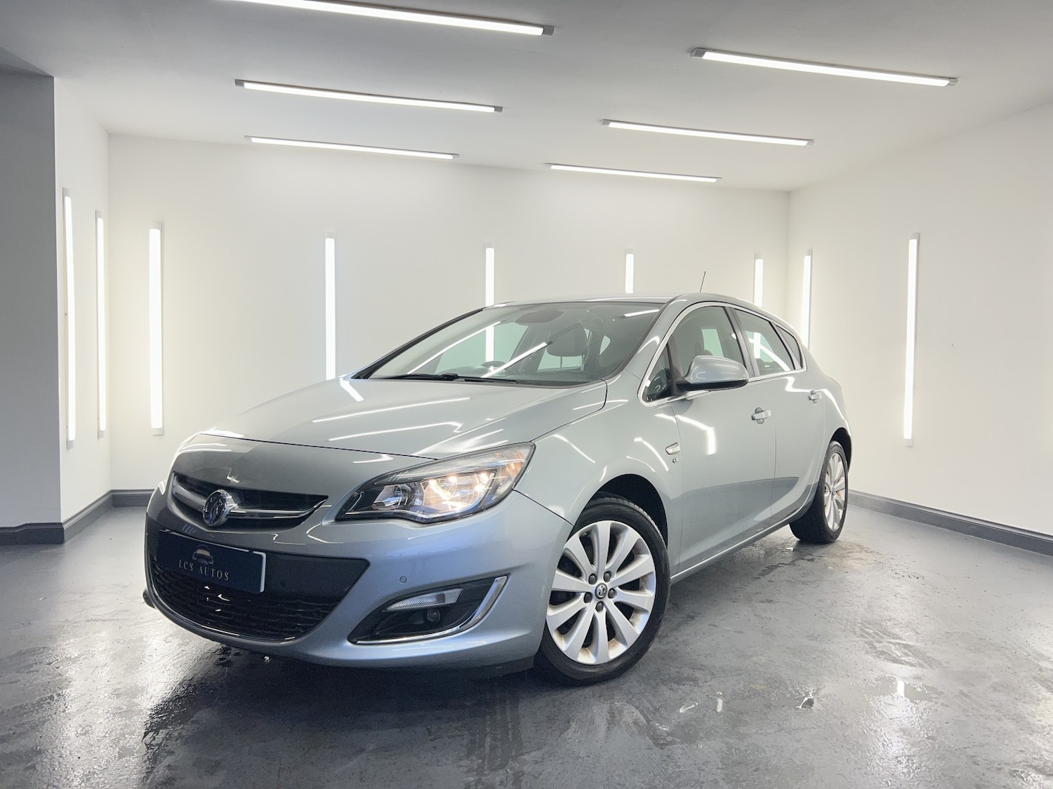 Used Vauxhall Astra 2014 for sale - 77438351: Photo 7