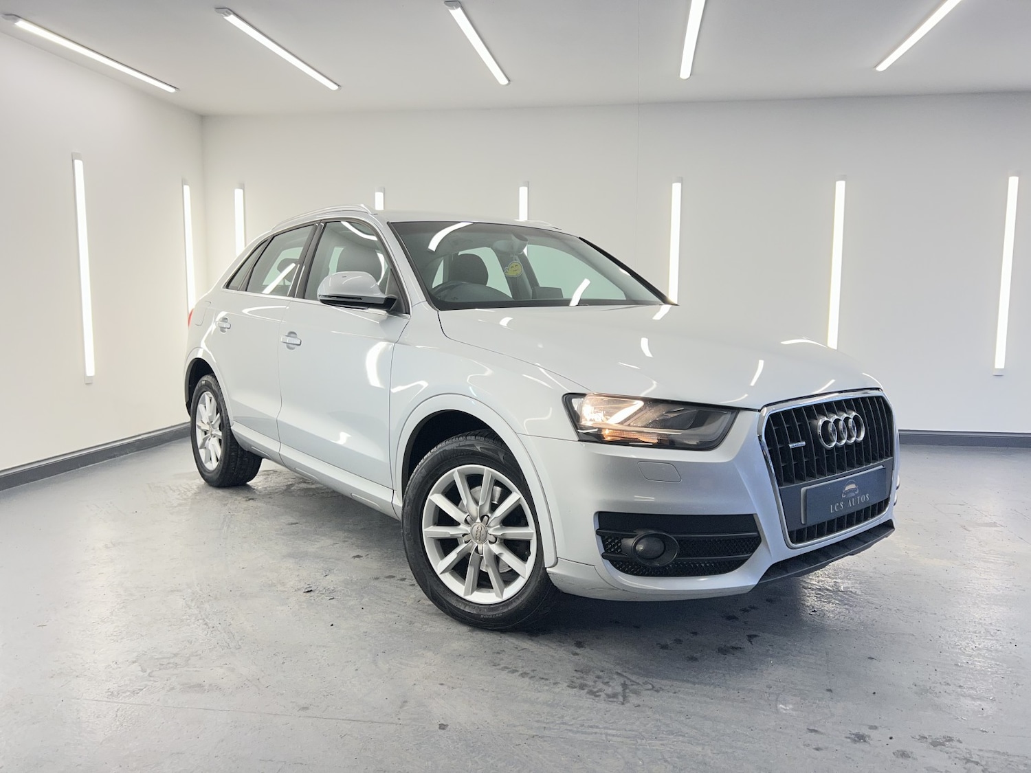 Used Audi Q3 2014 for sale - 77438462: Photo 2