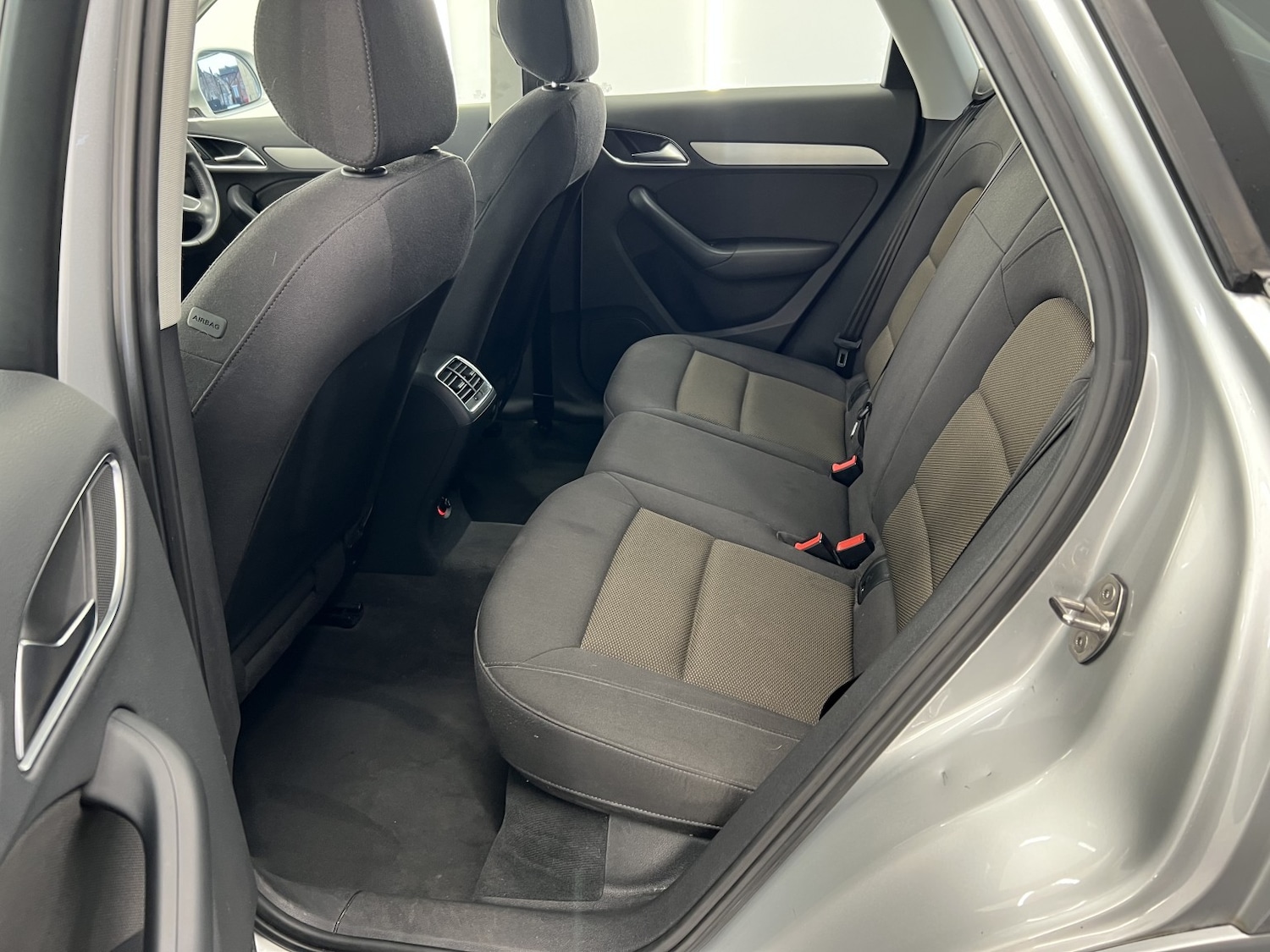 Used Audi Q3 2014 for sale - 77438462: Photo 27