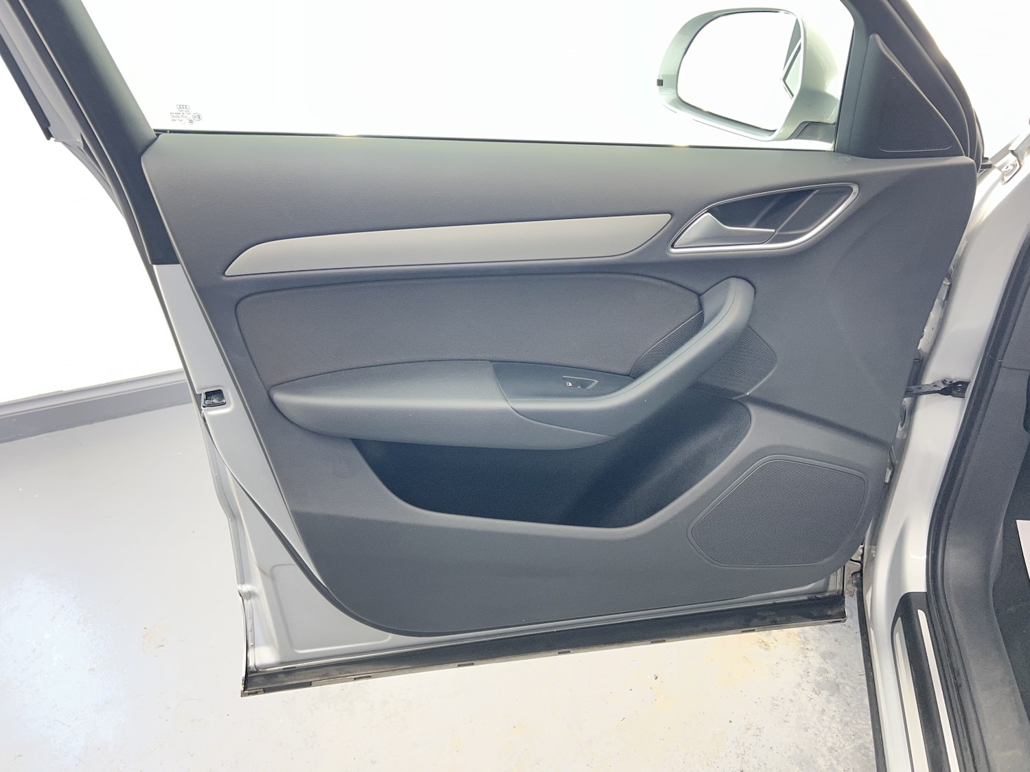 Used Audi Q3 2014 for sale - 77438462: Photo 31