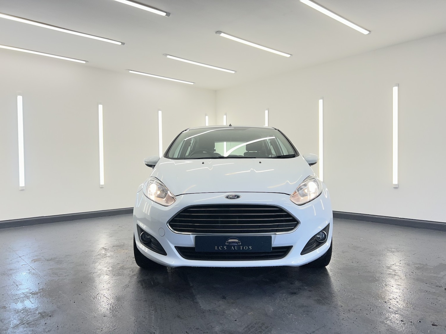 Used Ford Fiesta 2015 for sale - 77694195: Photo 8
