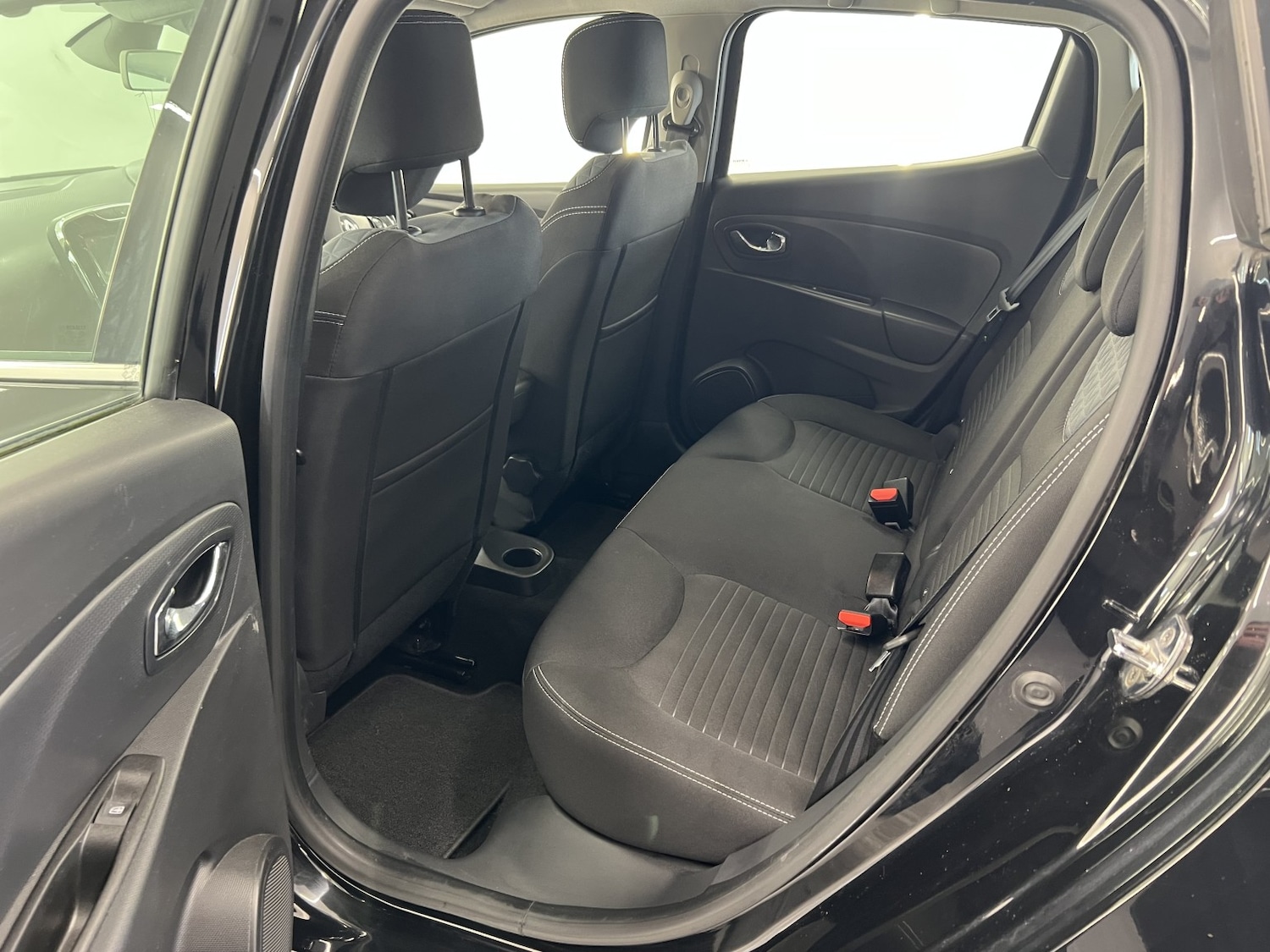 Used Renault Clio 2014 for sale - 78057061: Photo 26