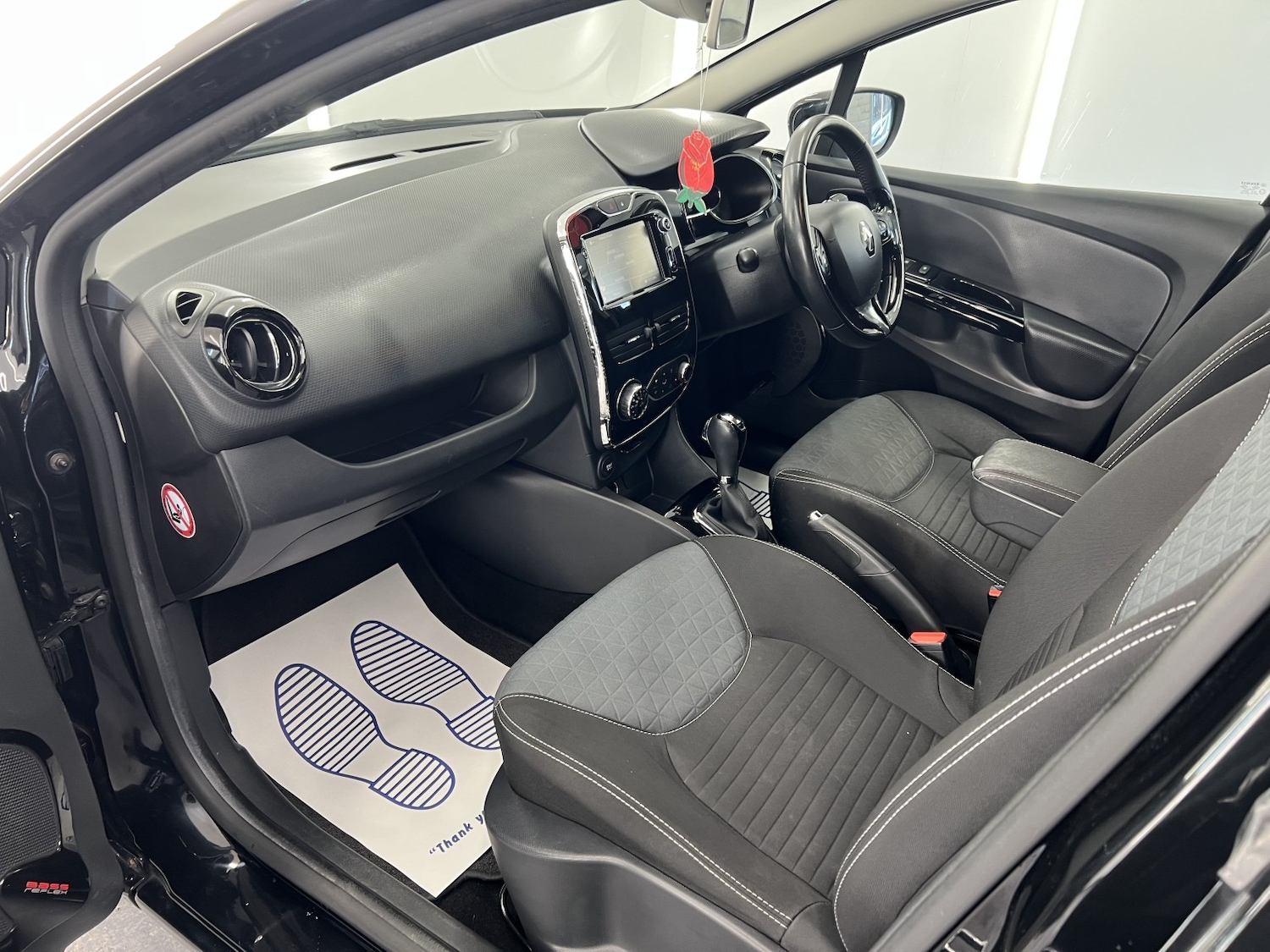 Used Renault Clio 2014 for sale - 78057061: Photo 34