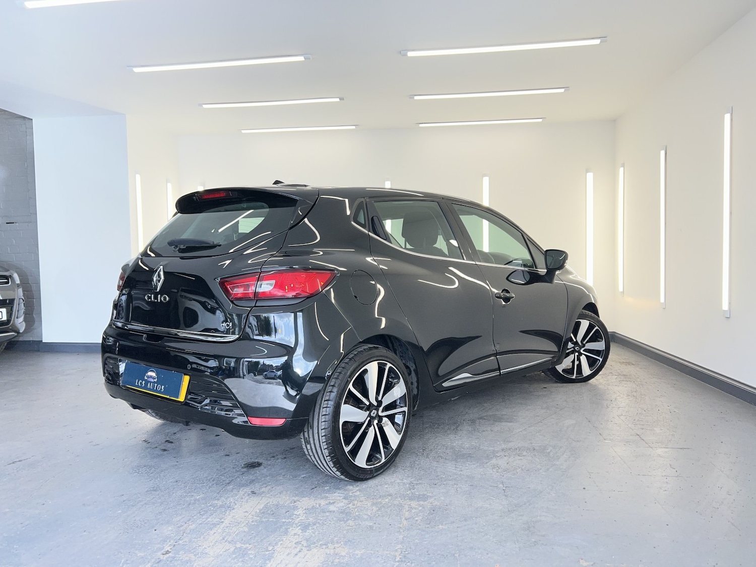 Used Renault Clio 2014 for sale - 78057061: Photo 8