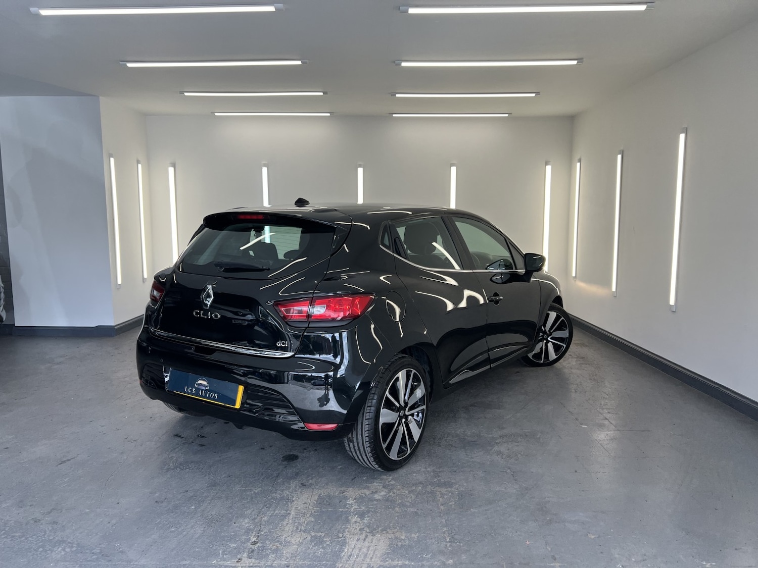 Used Renault Clio 2014 for sale - 78057061: Photo 9