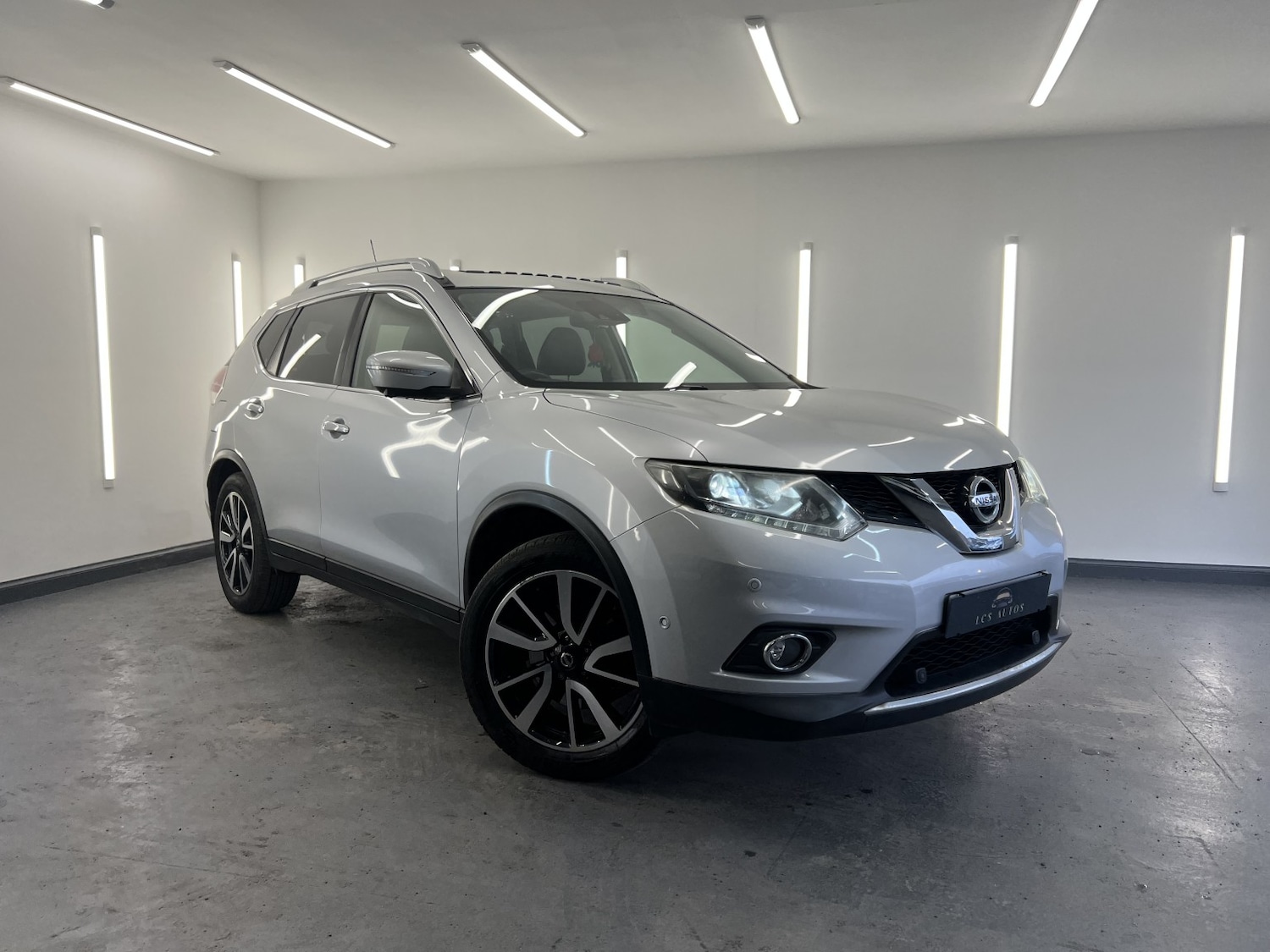 Used Nissan X-Trail 2016 for sale - 77997216: Photo 2