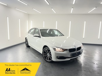 Used BMW 3 Series 2013 for sale - 77438273: Photo