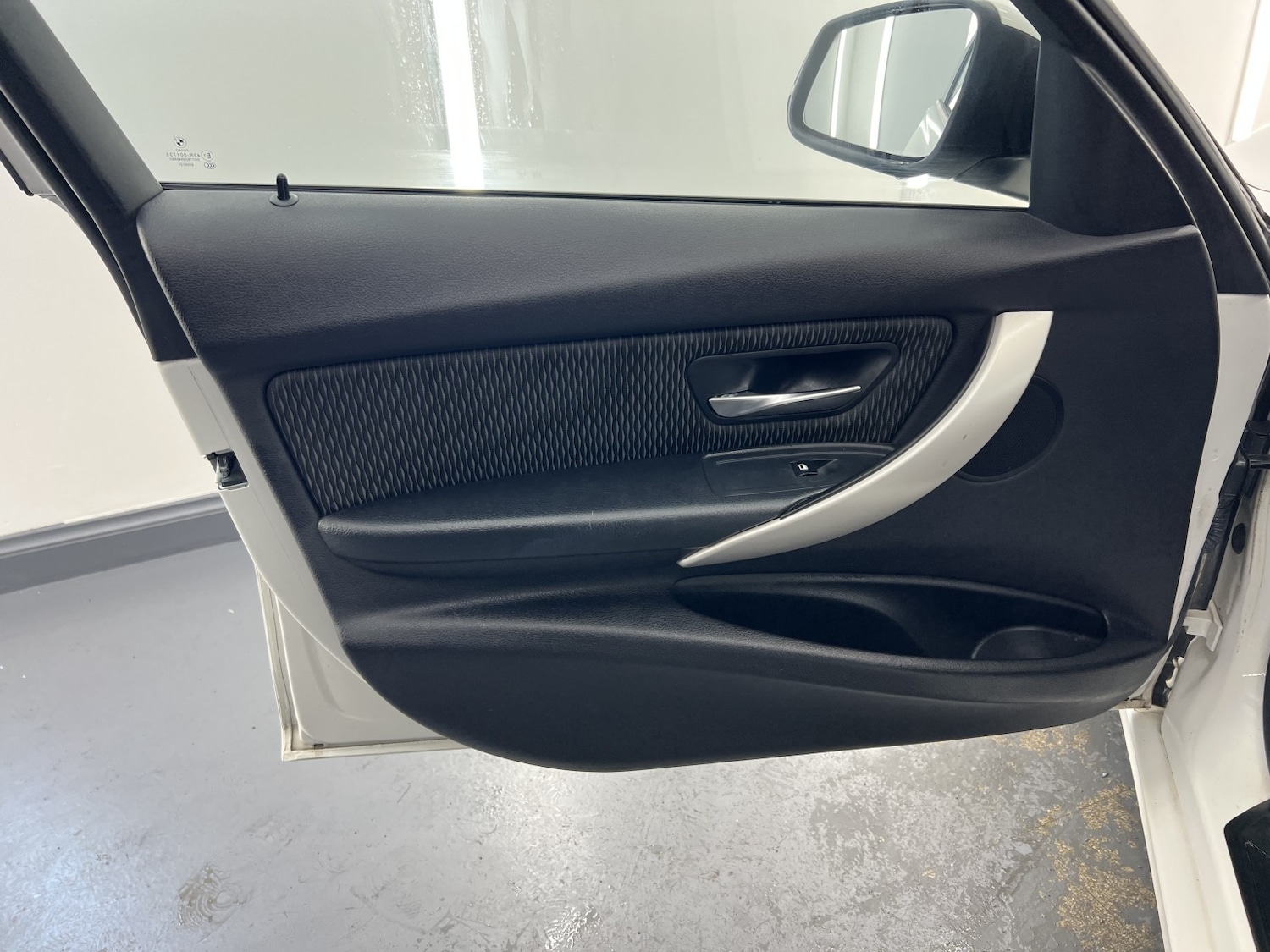 Used BMW 3 Series 2013 for sale - 77438273: Photo 34