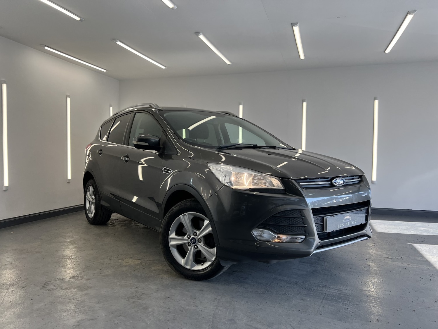 Used Ford Kuga 2015 for sale - 78070552: Photo 2