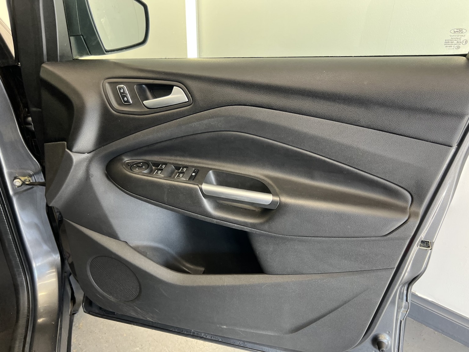 Used Ford Kuga 2015 for sale - 78070552: Photo 21