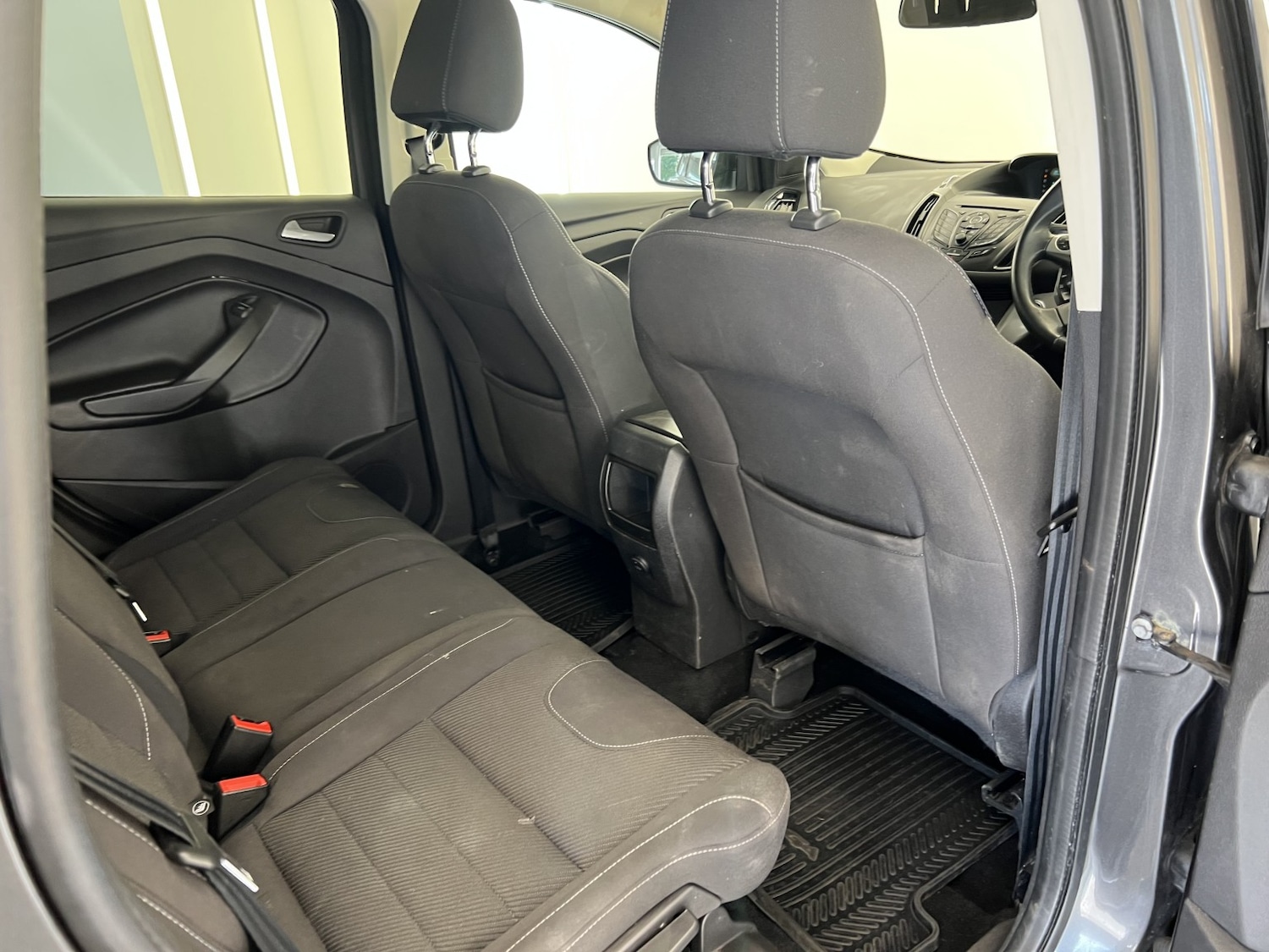 Used Ford Kuga 2015 for sale - 78070552: Photo 27