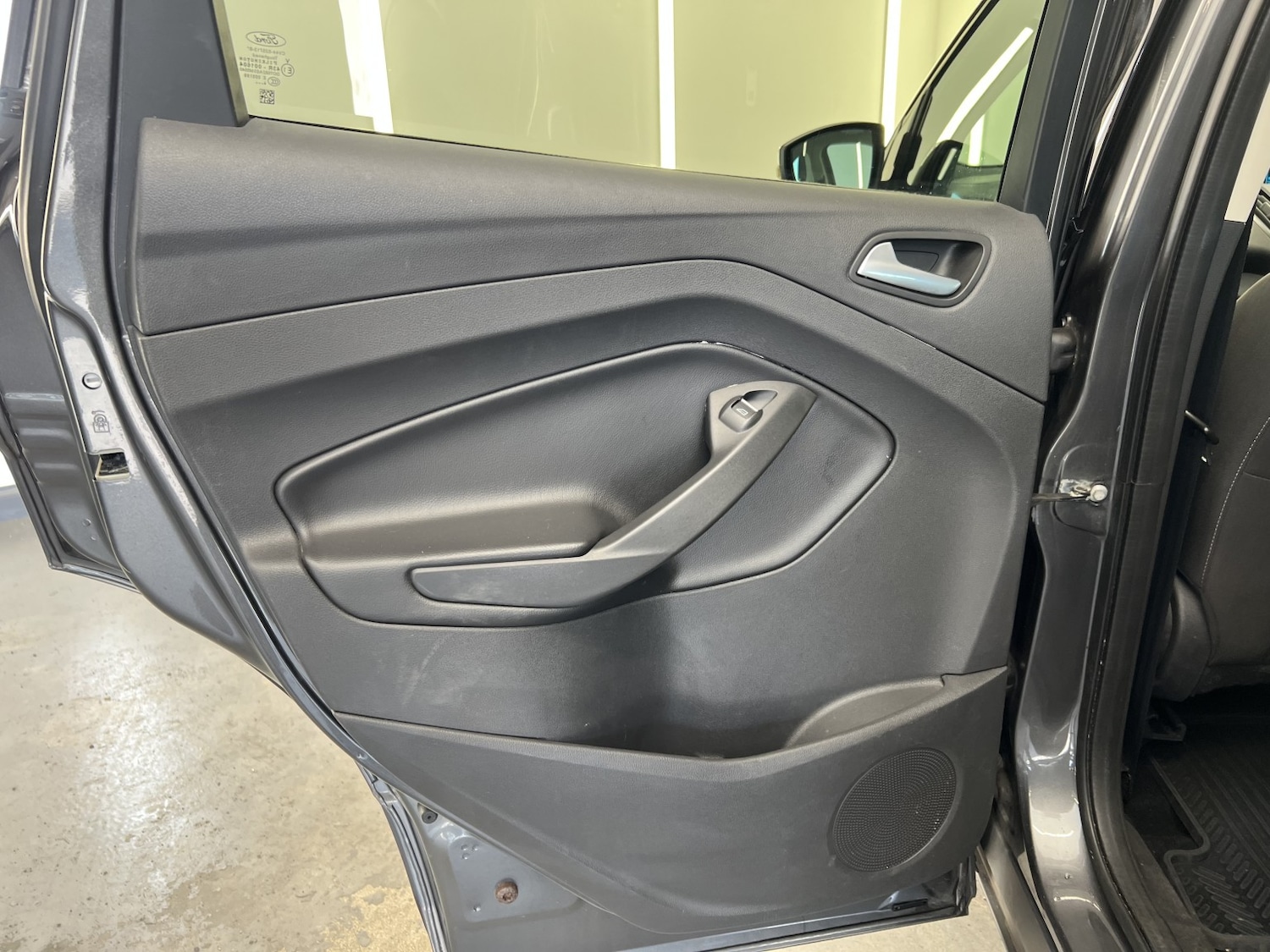 Used Ford Kuga 2015 for sale - 78070552: Photo 28