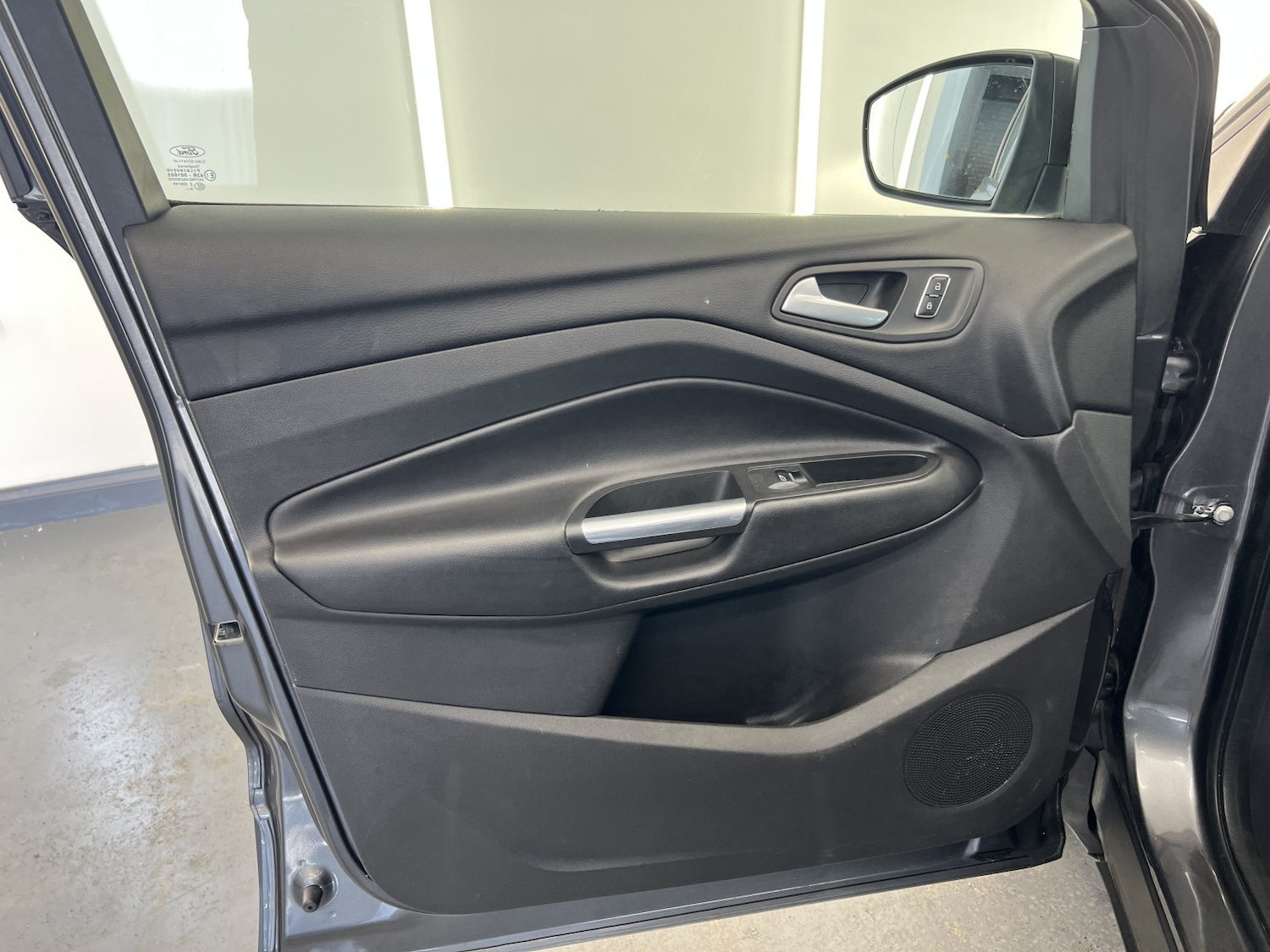 Used Ford Kuga 2015 for sale - 78070552: Photo 31