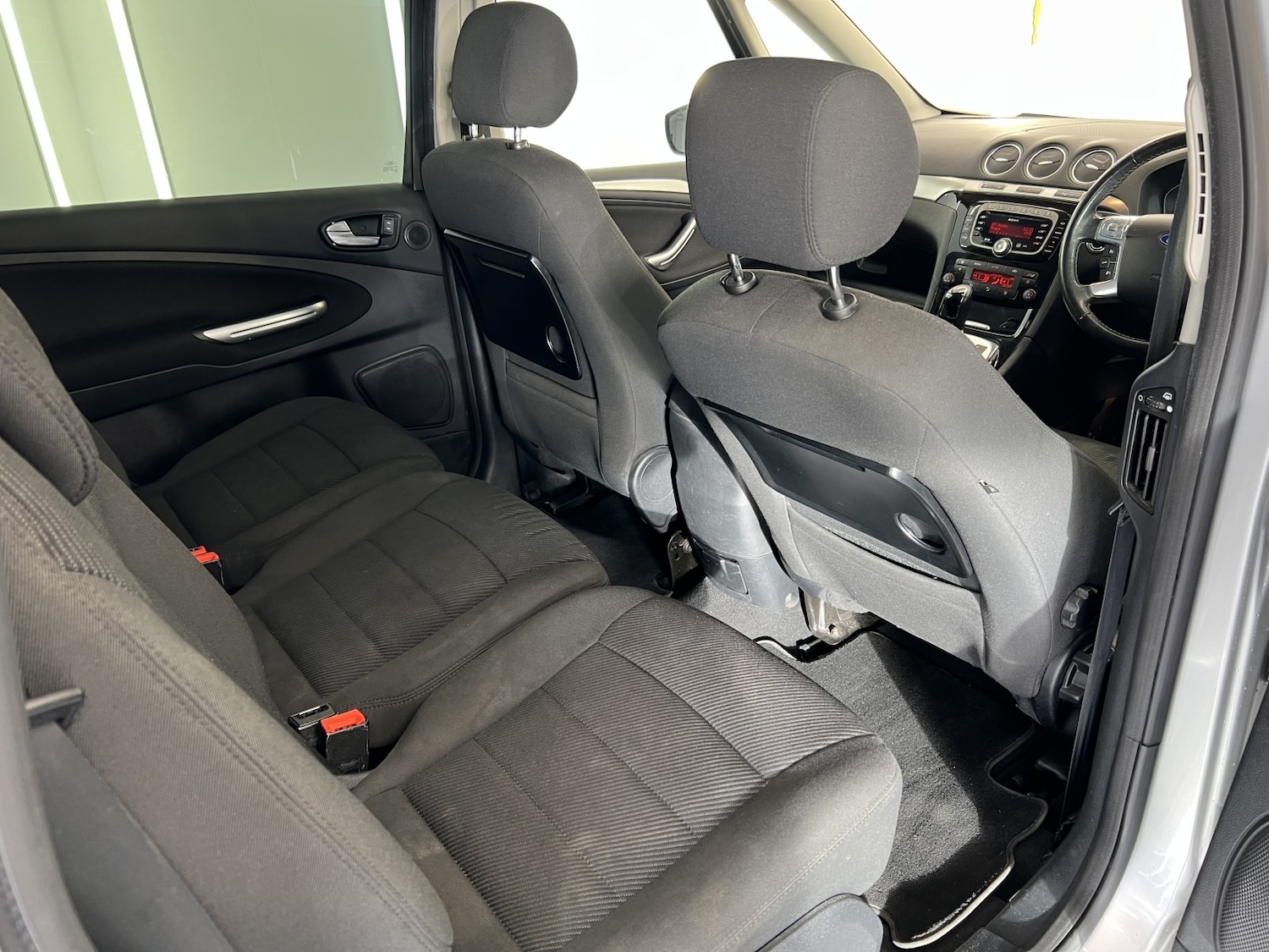 Used Ford Galaxy 2010 for sale - 77438414: Photo 23