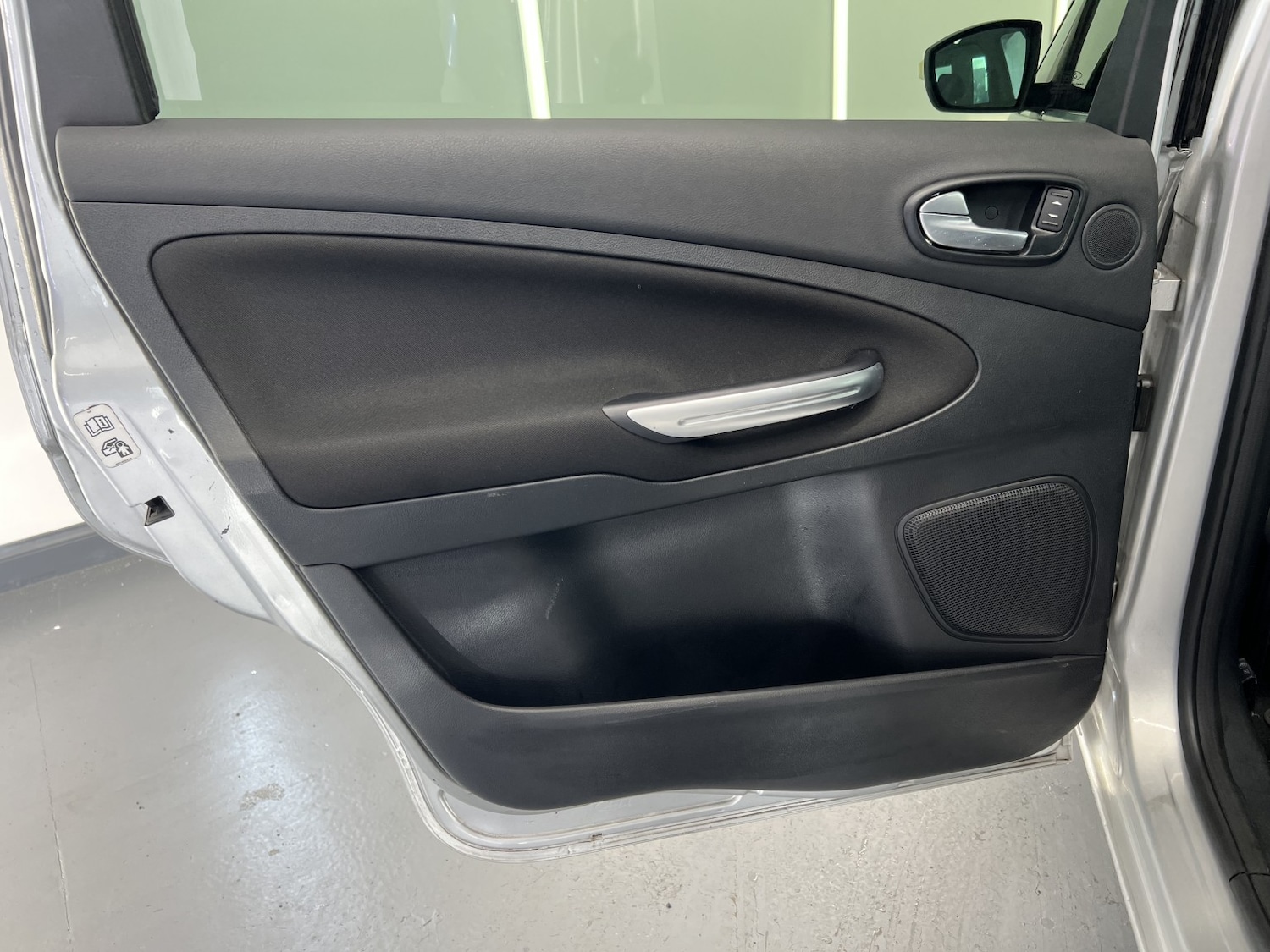 Used Ford Galaxy 2010 for sale - 77438414: Photo 25