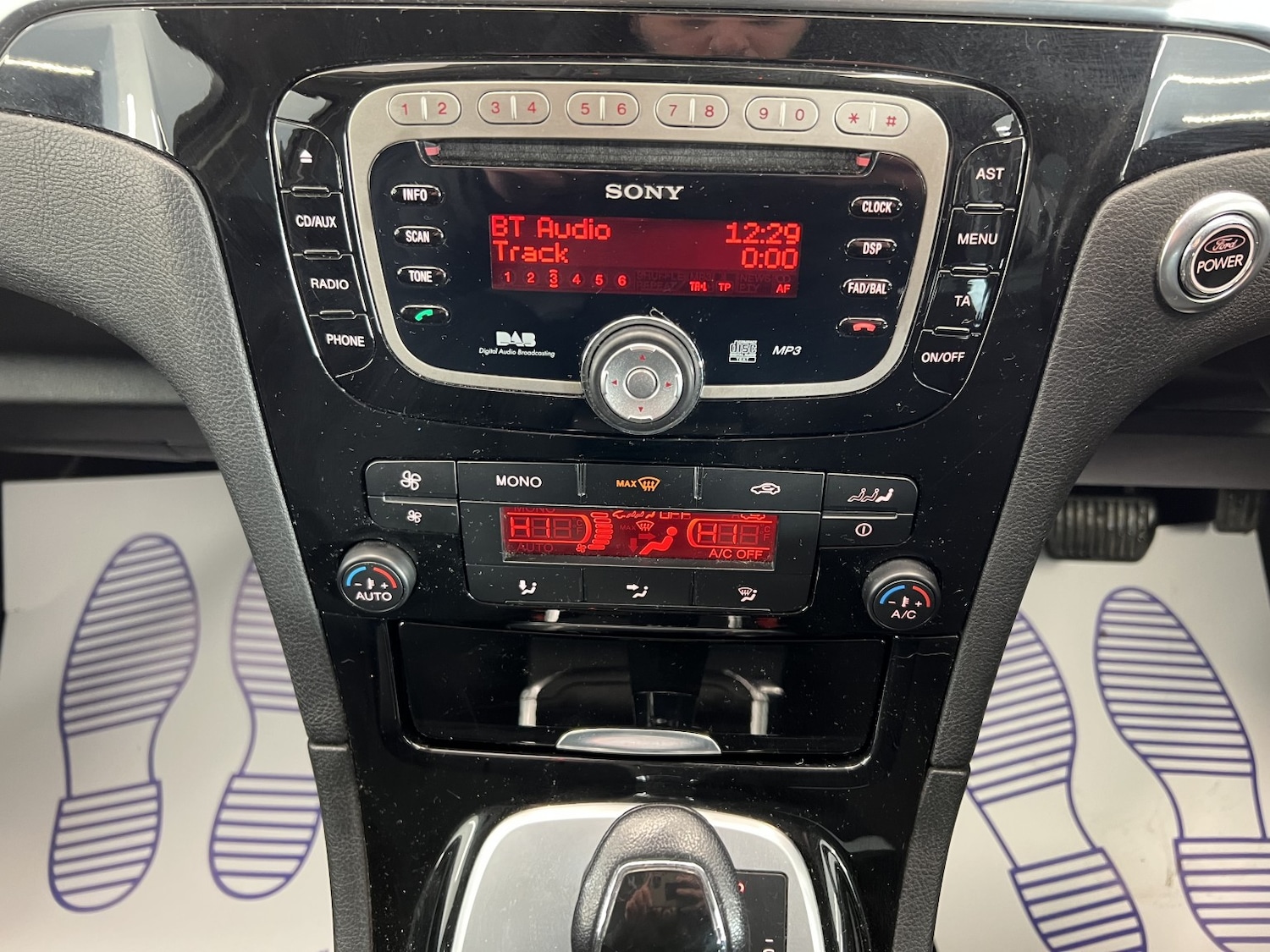 Used Ford Galaxy 2010 for sale - 77438414: Photo 34