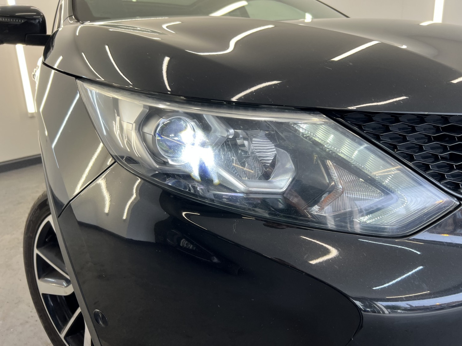 Used Nissan Qashqai 2017 for sale - 77968766: Photo 3