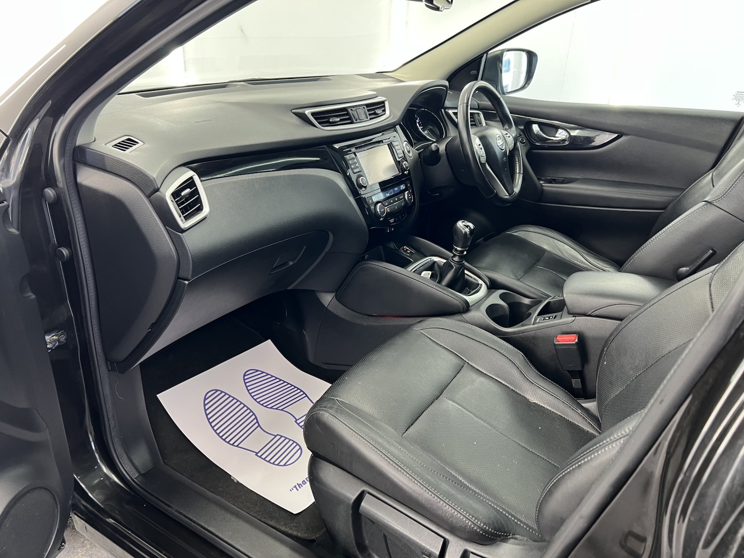 Used Nissan Qashqai 2017 for sale - 77968766: Photo 32