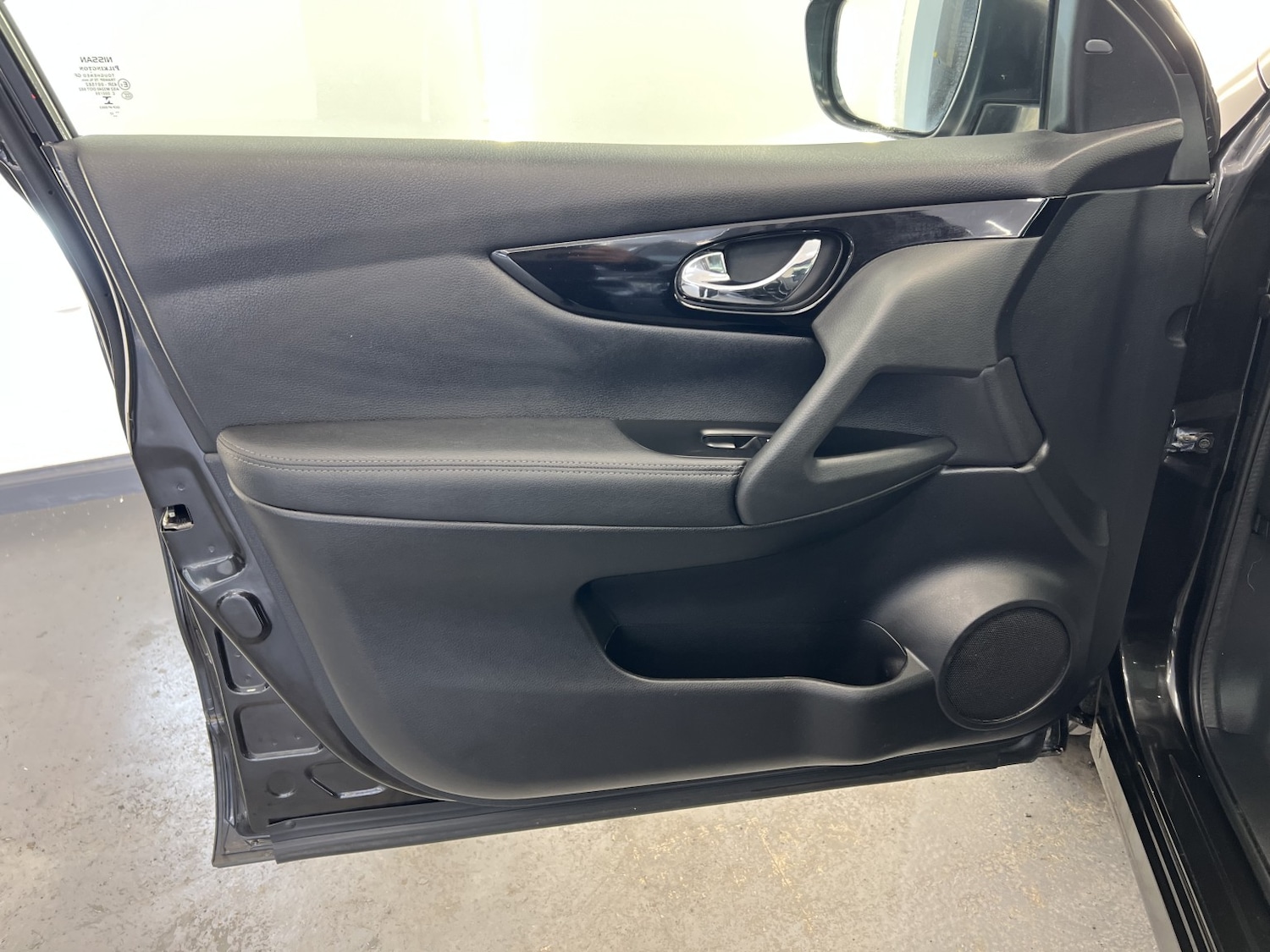 Used Nissan Qashqai 2017 for sale - 77968766: Photo 37