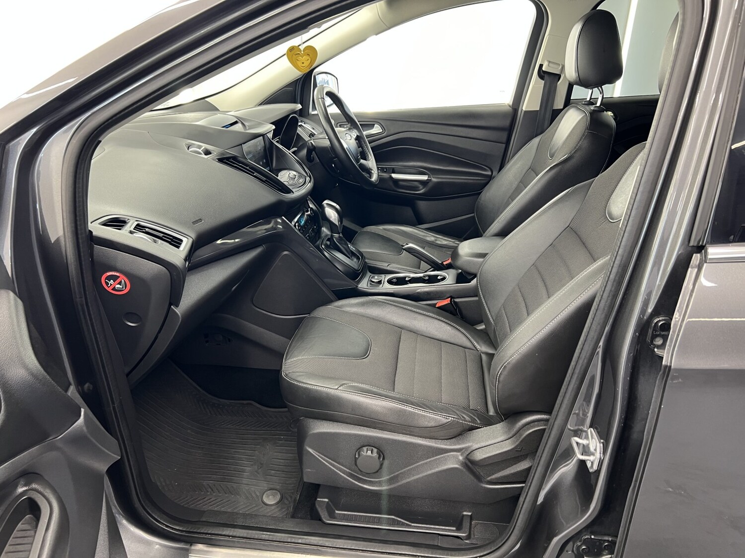 Used Ford Kuga 2015 for sale - 77694251: Photo 31