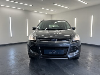 Used Ford Kuga 2015 for sale - 77694251: Photo