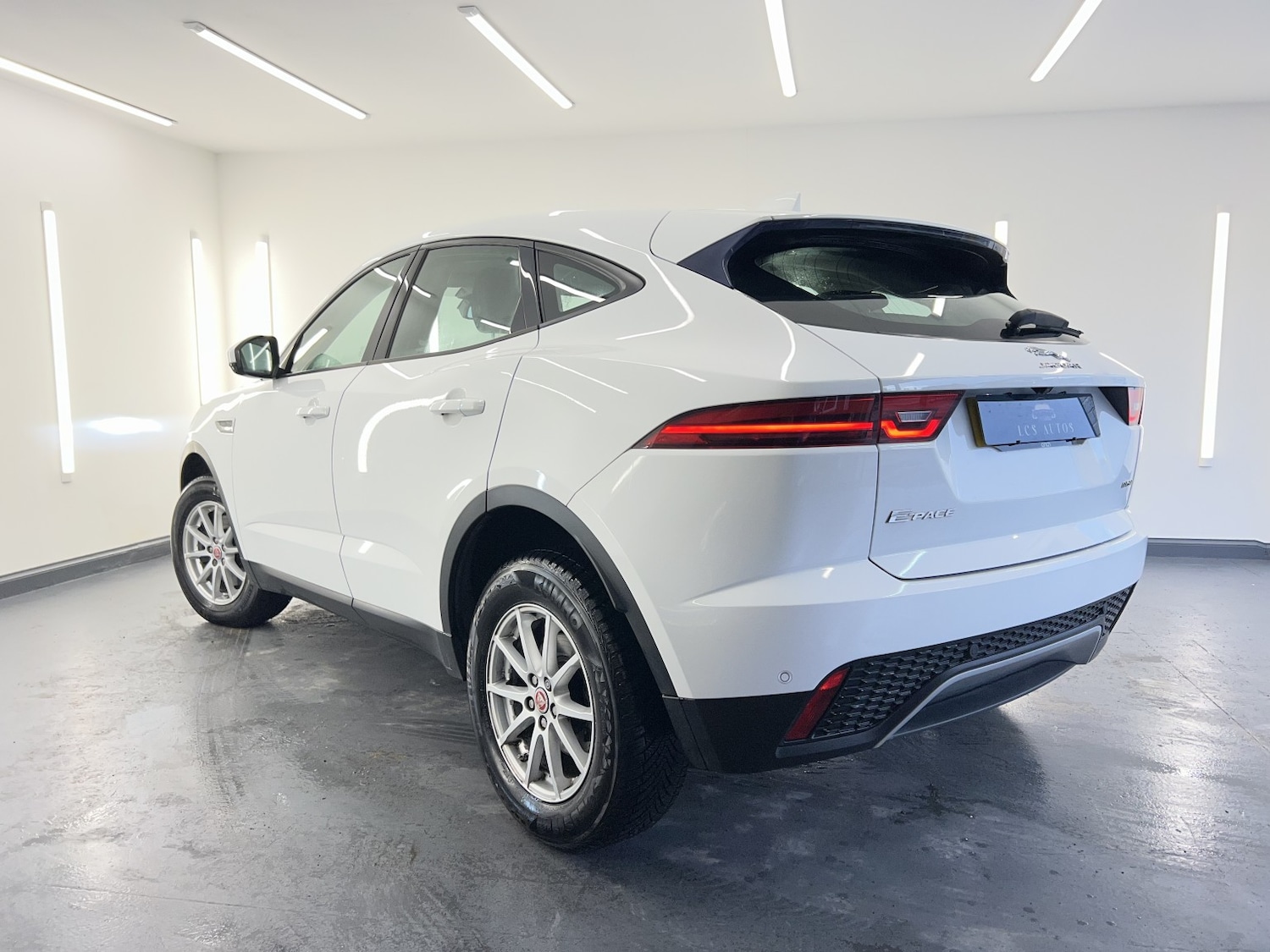Used Jaguar E-Pace 2018 for sale - 77438354: Photo 10