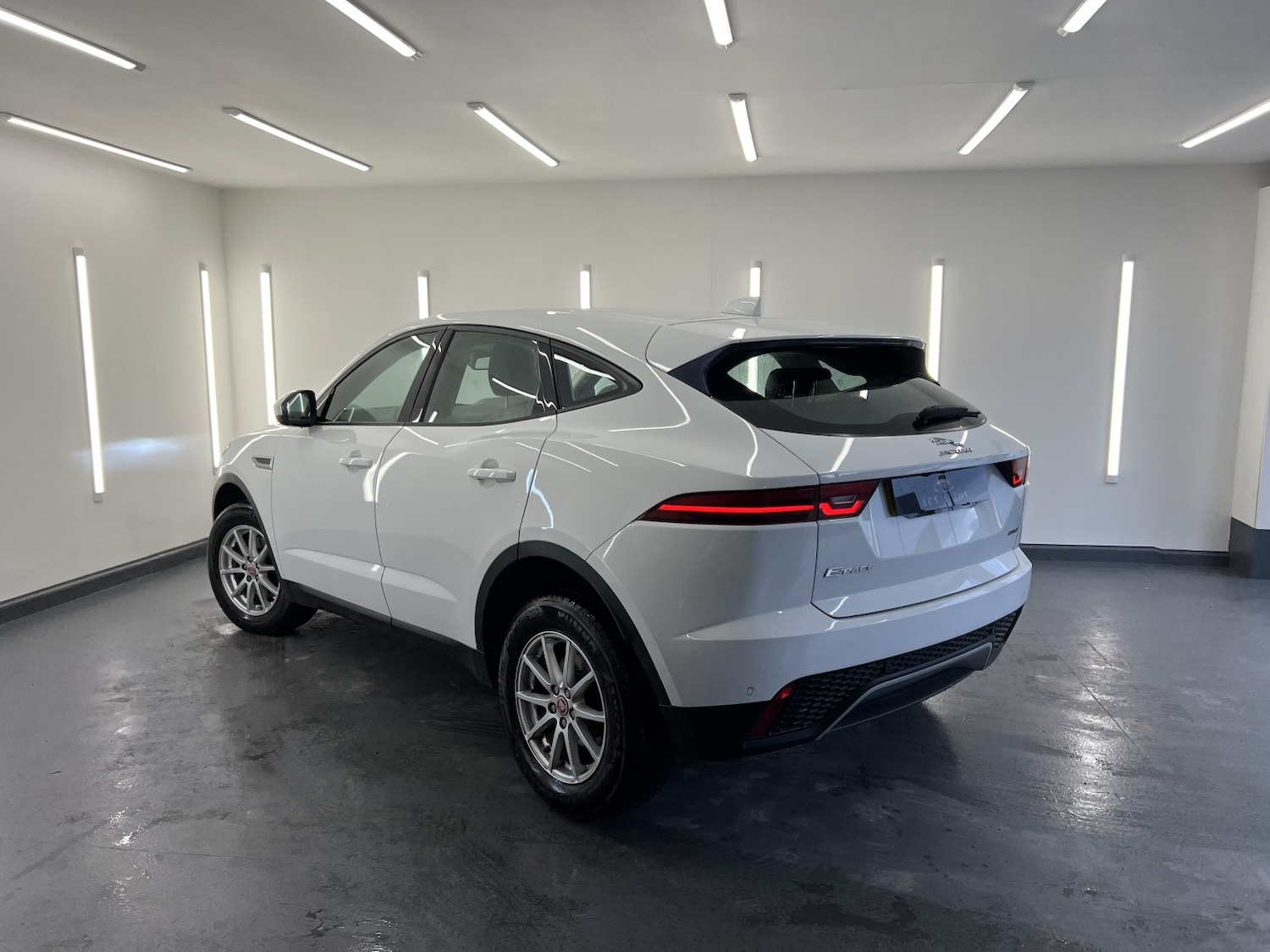 Used Jaguar E-Pace 2018 for sale - 77438354: Photo 9