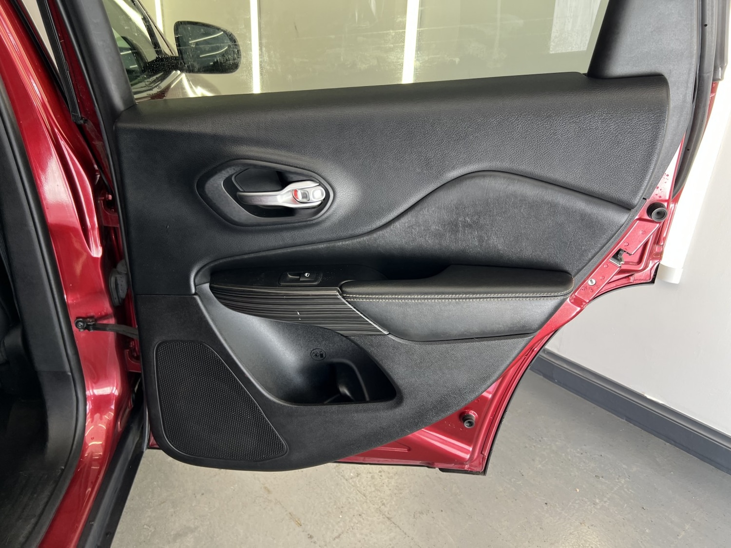 Used Jeep Cherokee 2014 for sale - 78004354: Photo 27