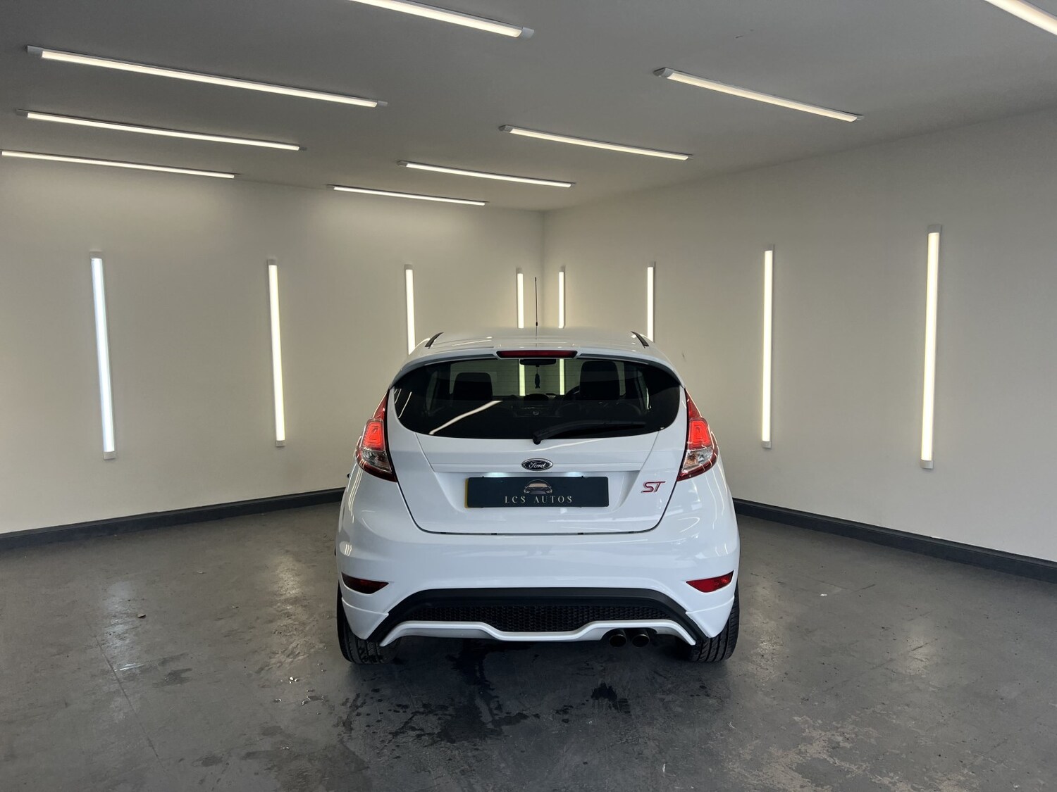 Used Ford Fiesta 2015 for sale - 78201965: Photo 12