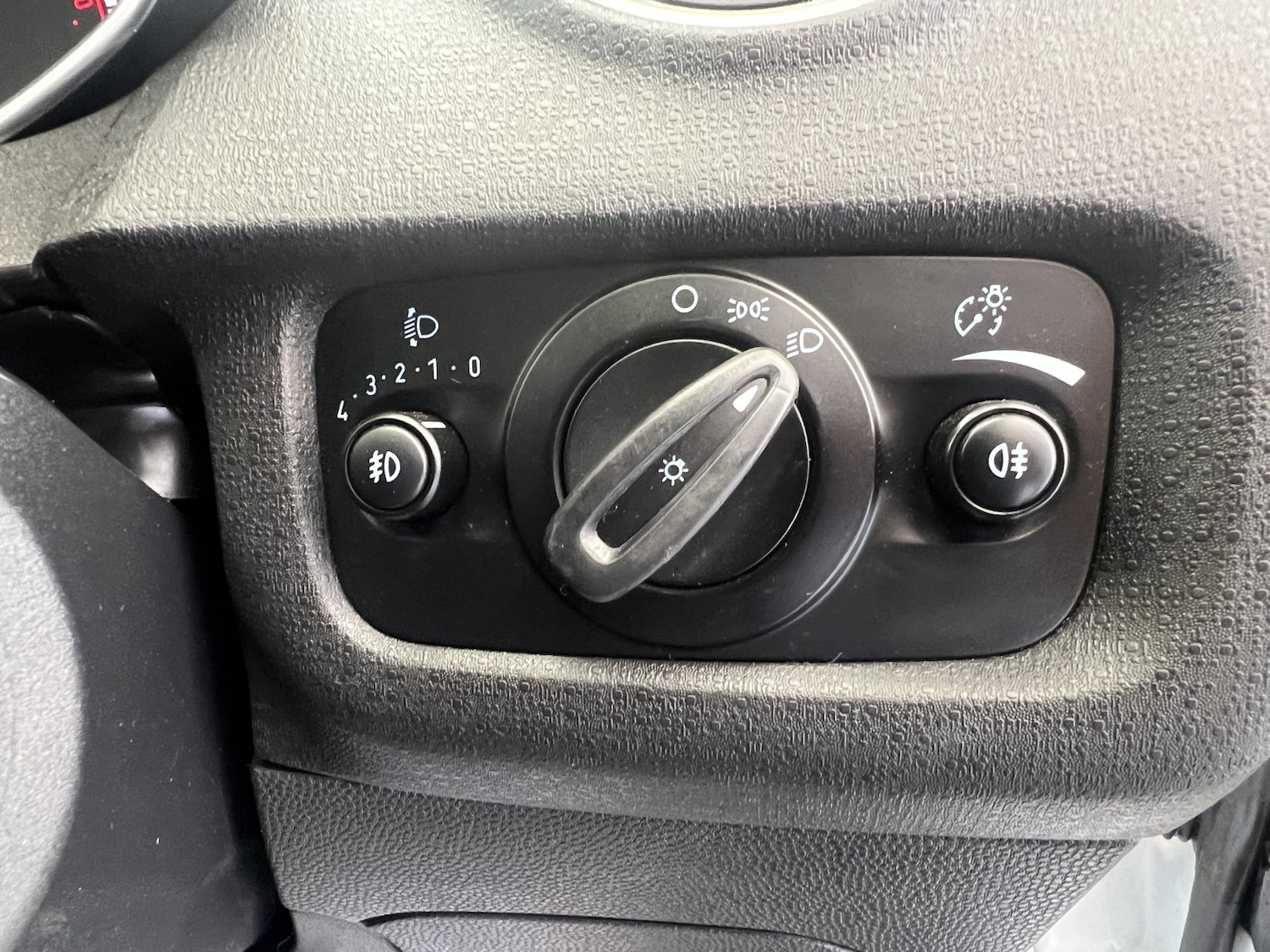 Used Ford Fiesta 2015 for sale - 78201965: Photo 18