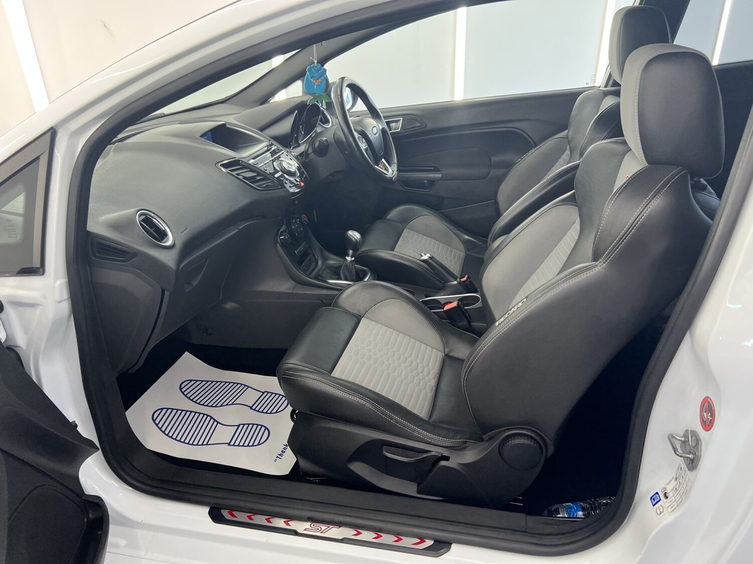 Used Ford Fiesta 2015 for sale - 78201965: Photo 26