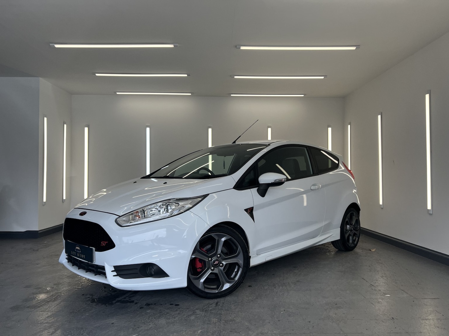 Used Ford Fiesta 2015 for sale - 78201965: Photo 7