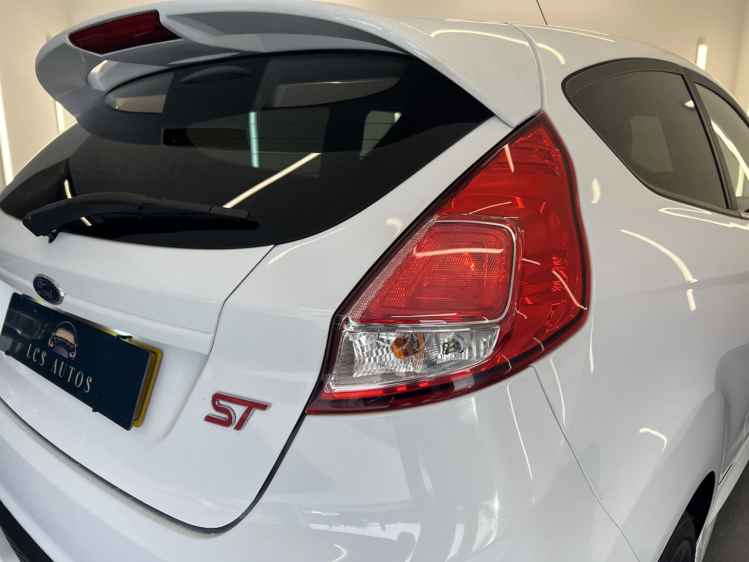 Used Ford Fiesta 2015 for sale - 78201965: Photo 9