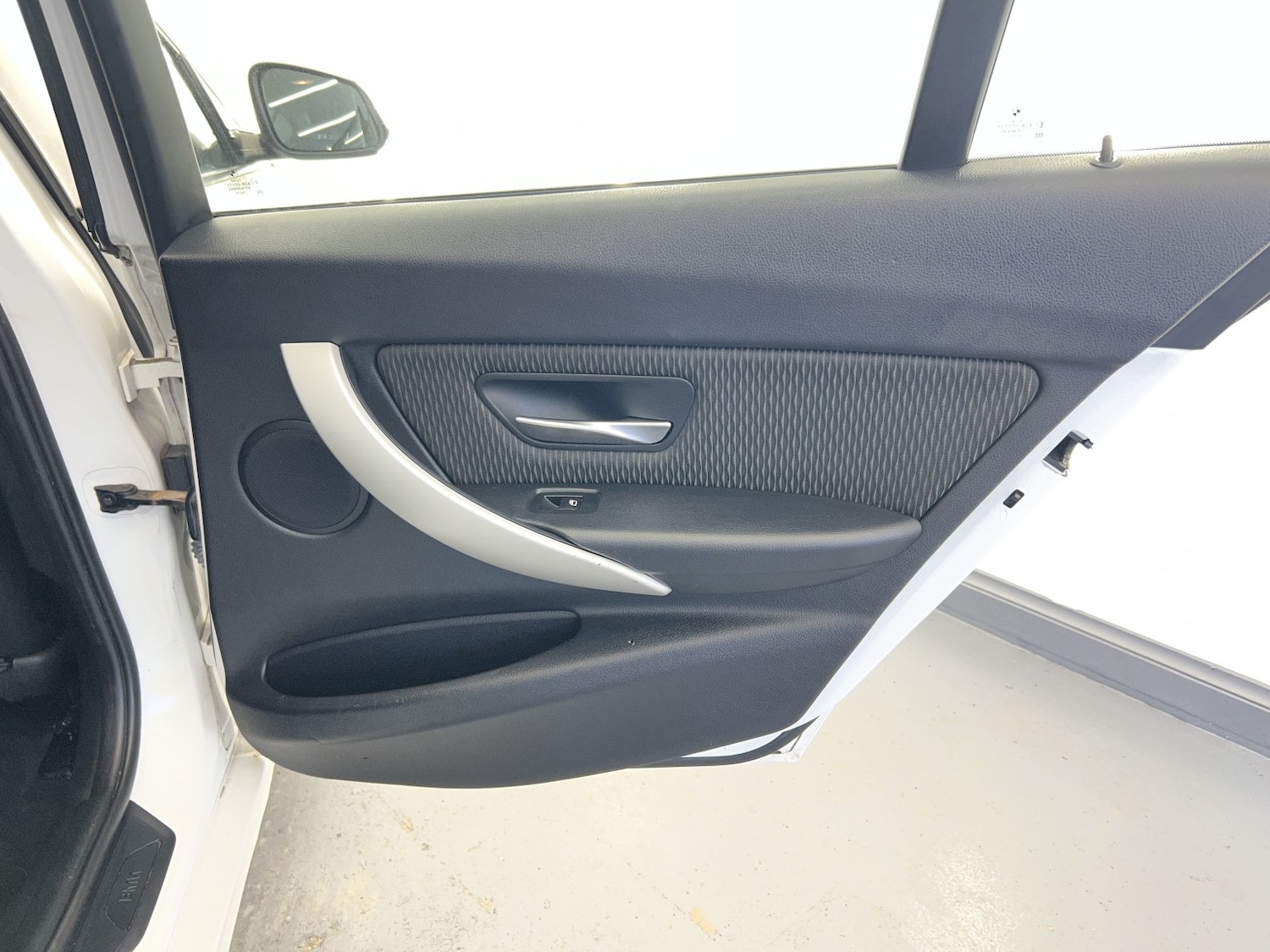 Used BMW 3 Series 2012 for sale - 77851415: Photo 28