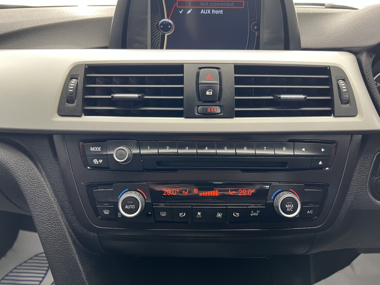 Used BMW 3 Series 2012 for sale - 77851415: Photo 43