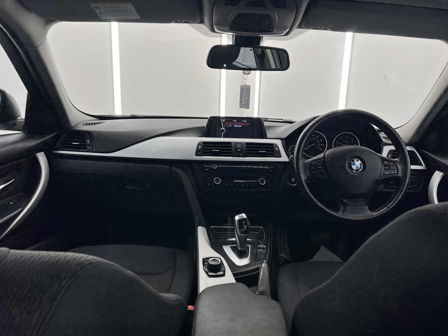 Used BMW 3 Series 2012 for sale - 77851415: Photo 49