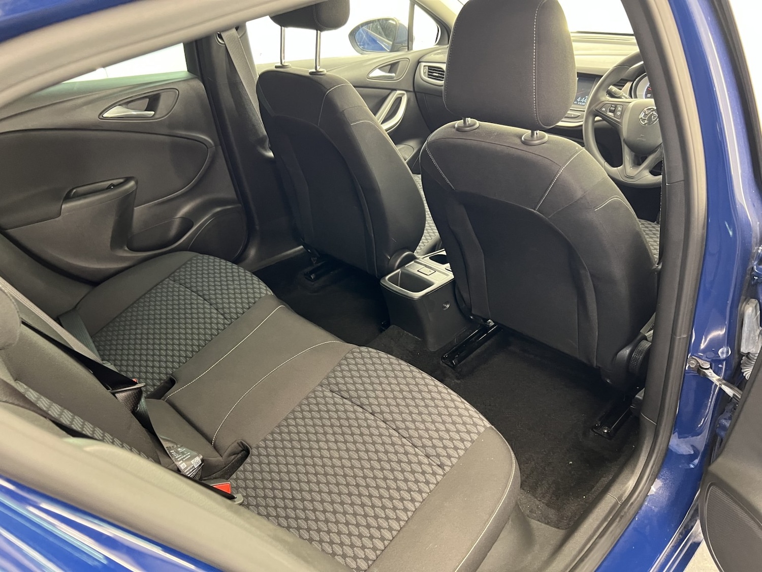 Used Vauxhall Astra 2018 for sale - 77535965: Photo 26