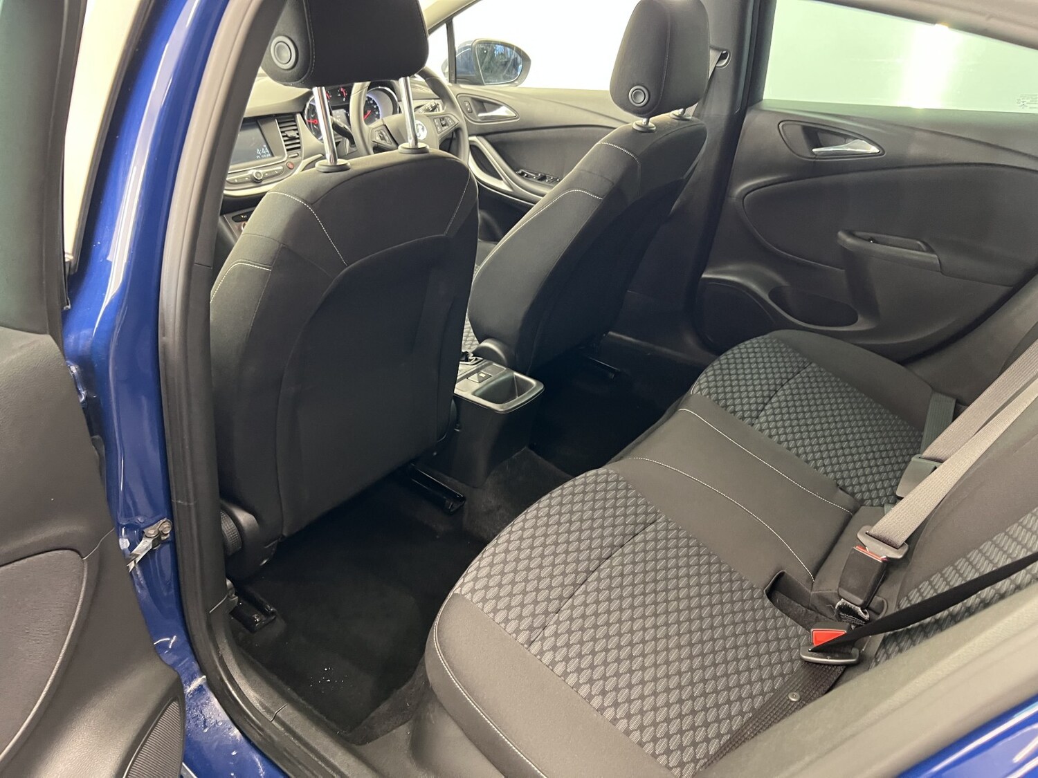 Used Vauxhall Astra 2018 for sale - 77535965: Photo 30