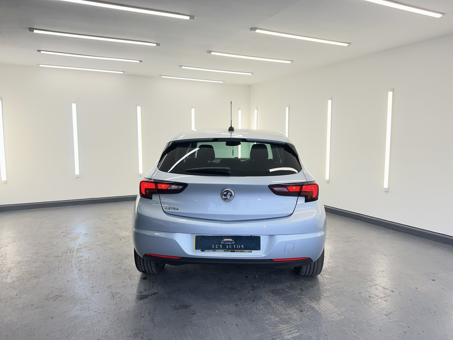 Used Vauxhall Astra 2019 for sale - 77997224: Photo 10