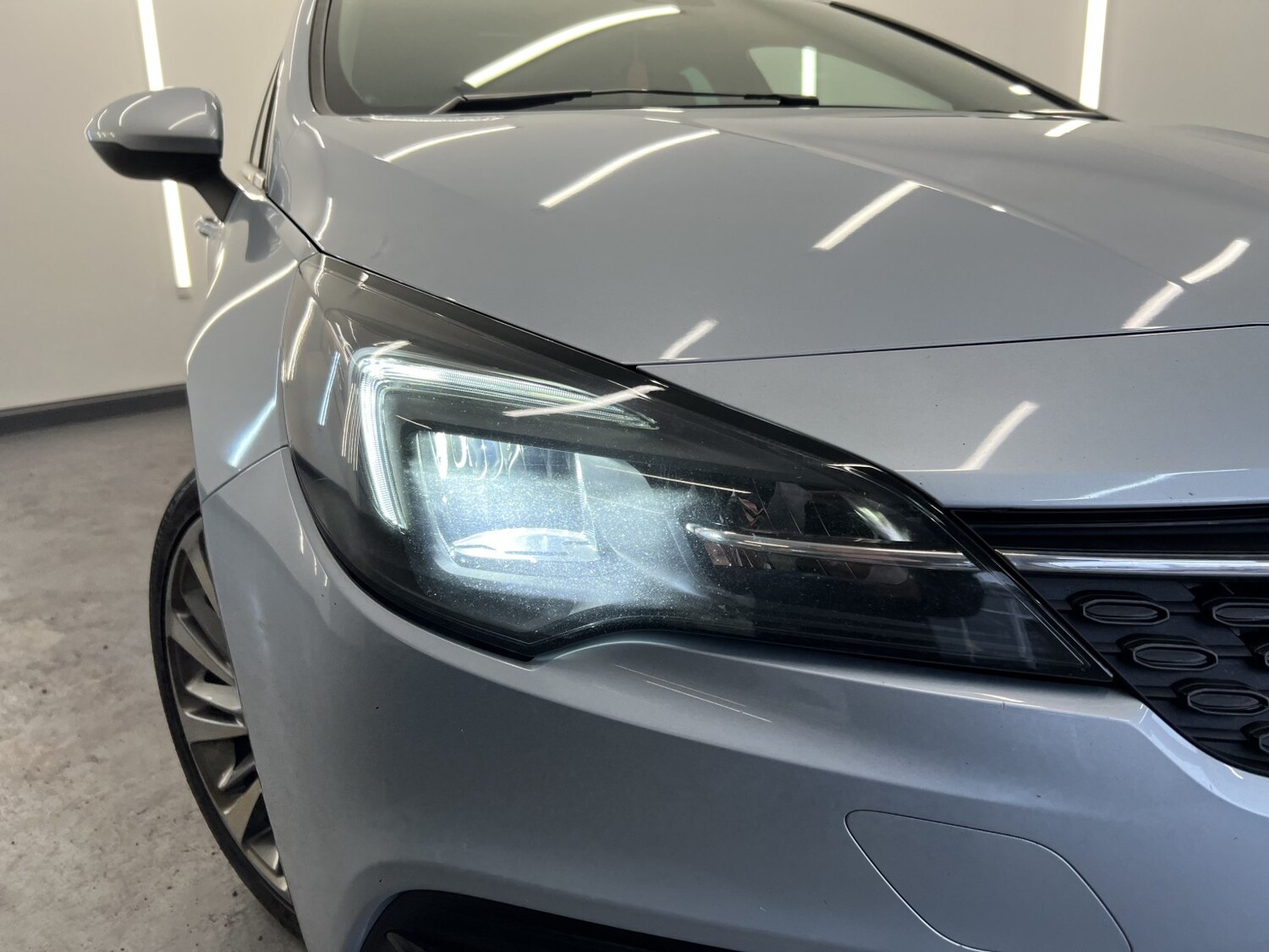 Used Vauxhall Astra 2019 for sale - 77997224: Photo 3