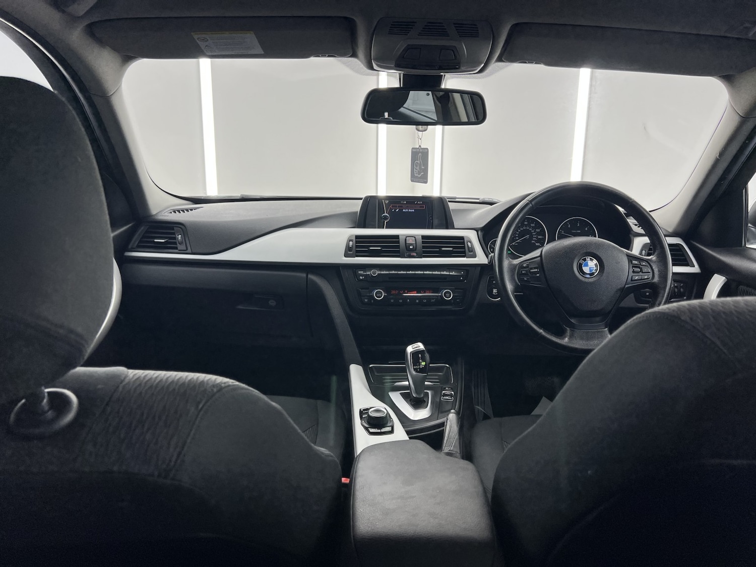 Used BMW 3 Series 2012 for sale - 78139386: Photo 50