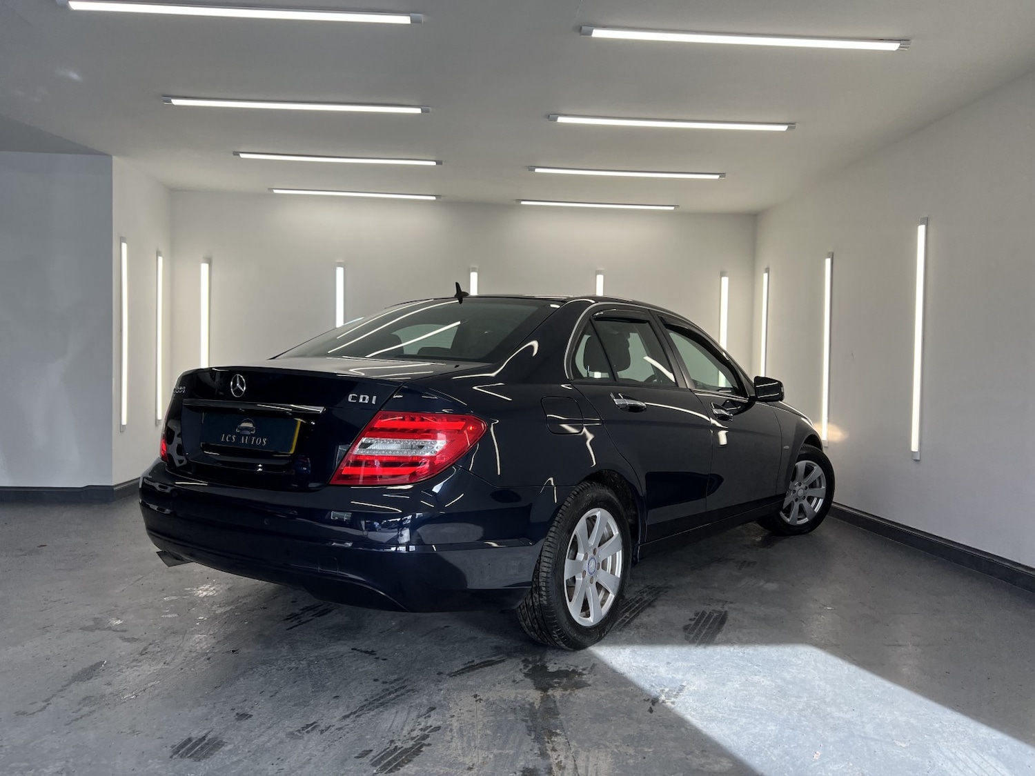 Used Mercedes-Benz C Class 2011 for sale - 77735799: Photo 10